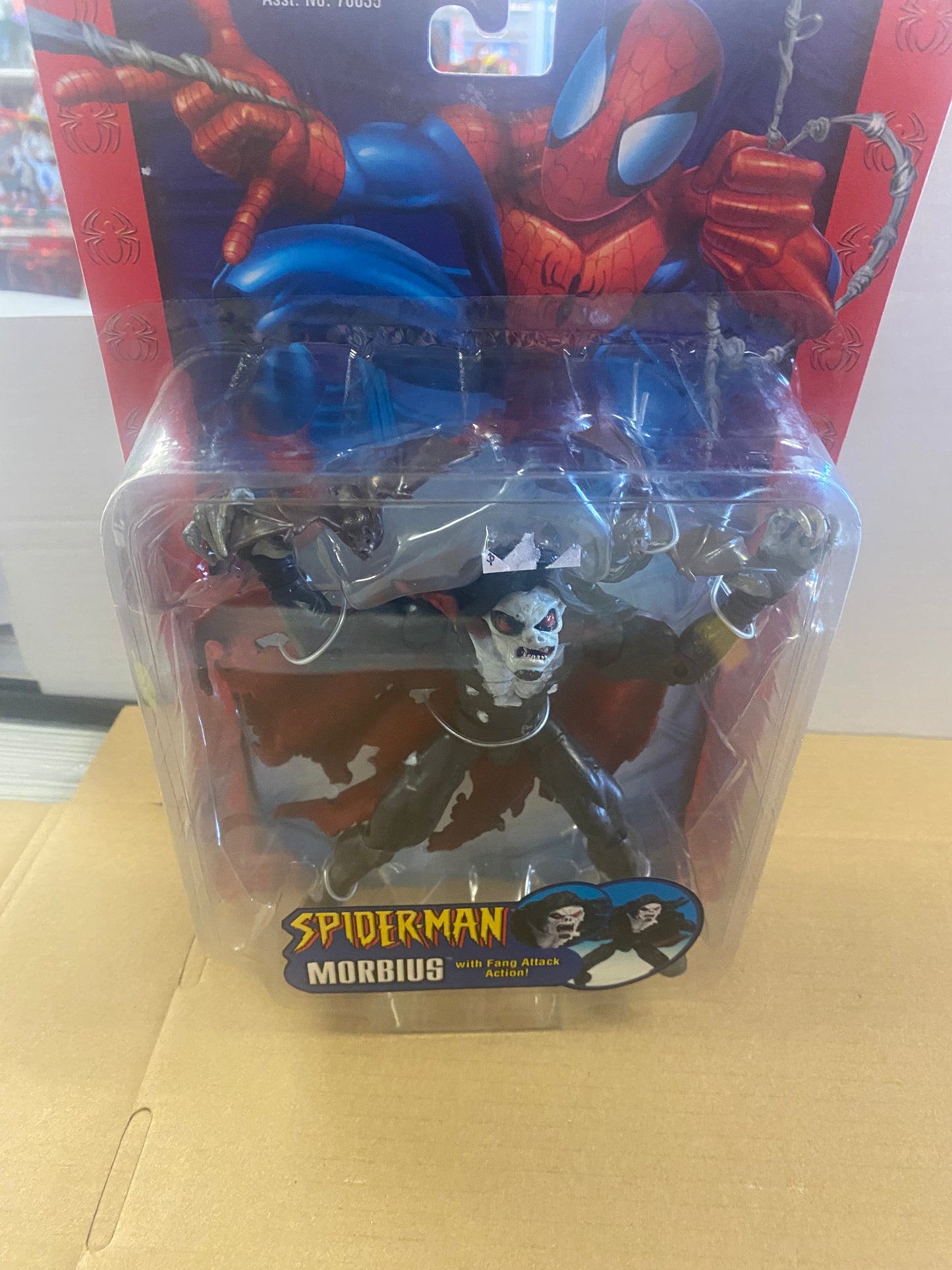 TOYBIZ SPIDER-MANS MORBIUS WITH FANG ATTACK ACTION (2002)