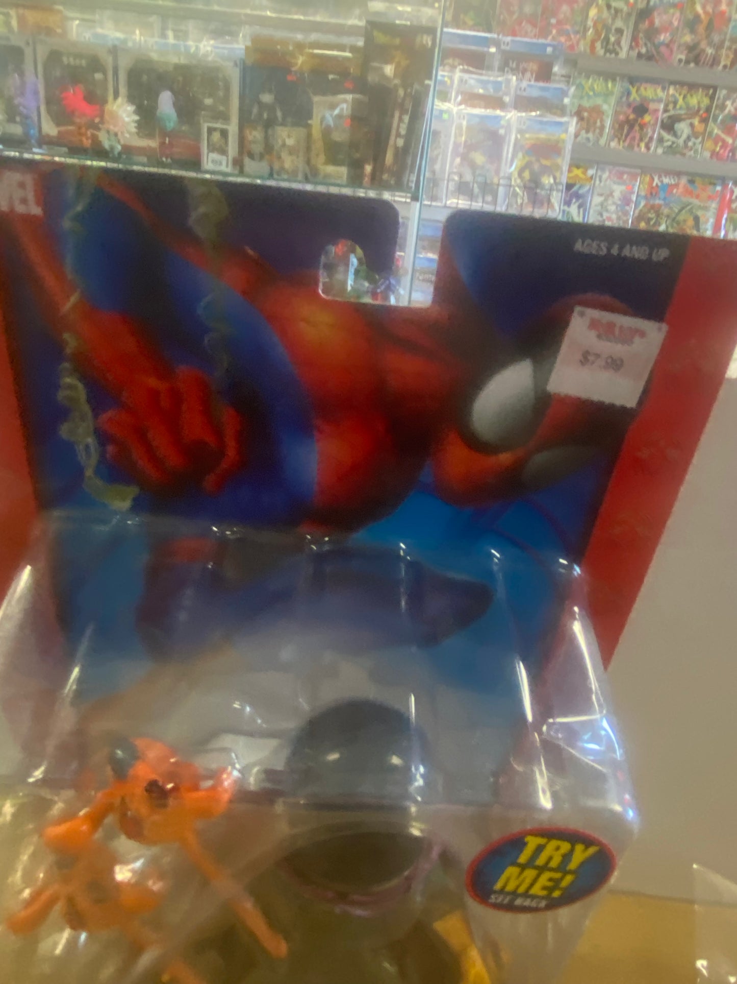TOYBIZ SPIDER-MANS MAGIC CHANGE MYSTERIO WITH LIGHT UP HELMET (2005)