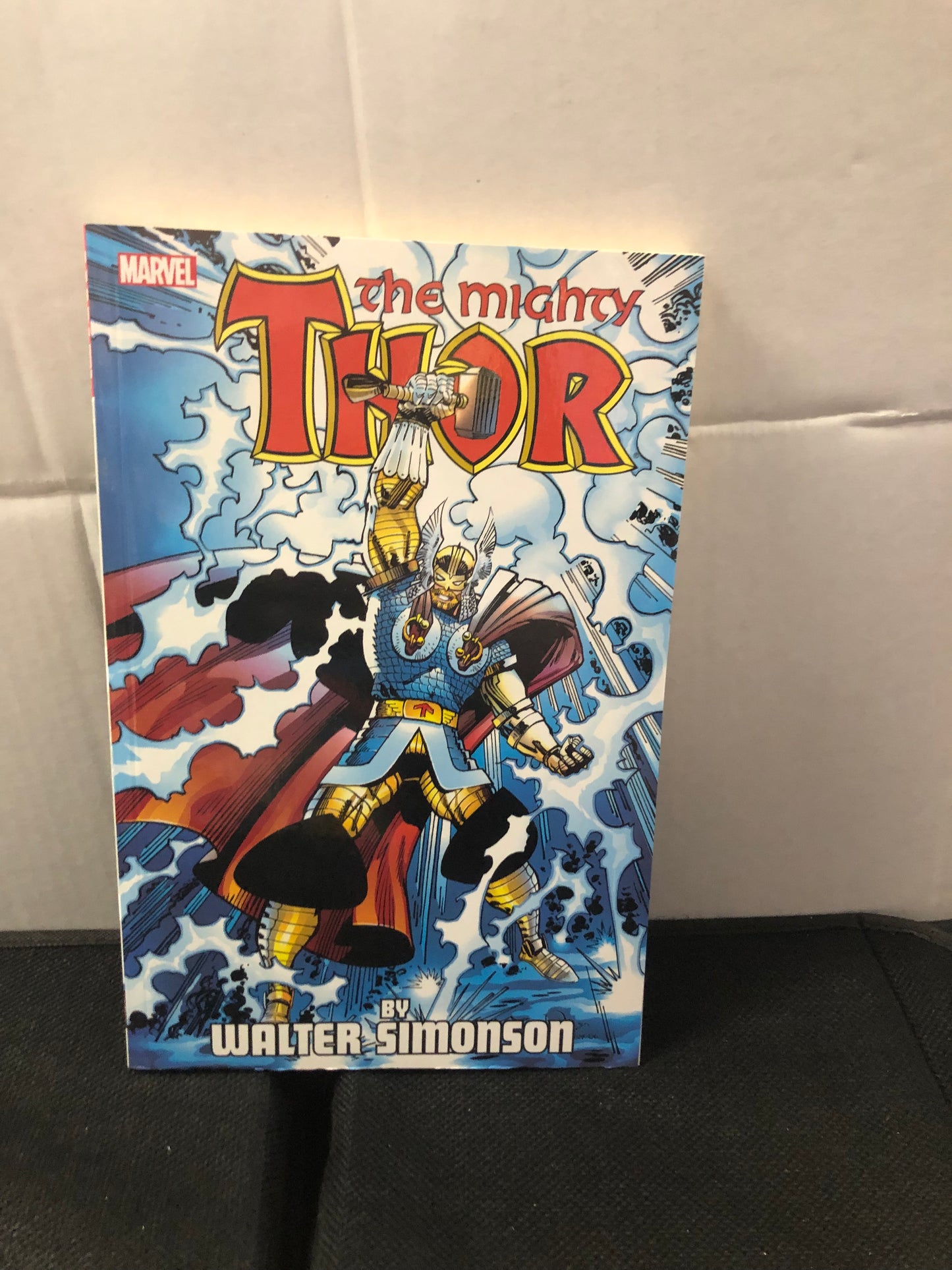 MARVEL COMICS THE MIGHTY THOR VOLUME FIVE (2014)