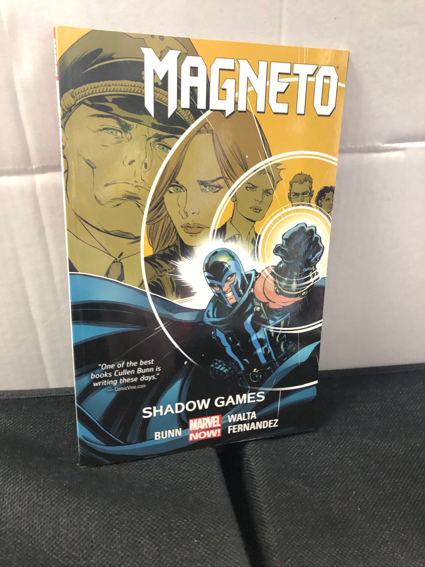 MARVEL COMICS MAGNETO SHADOW GAMES (2015)