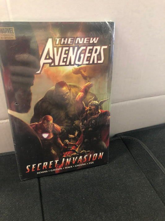 MARVEL COMICS NEW AVENGERS SECRET INVASION (2009)