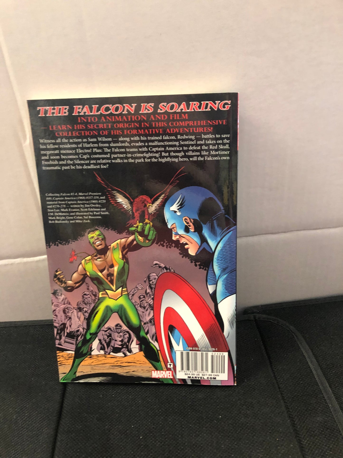 MARVEL COMICS AVENGERS FALCON (2014)