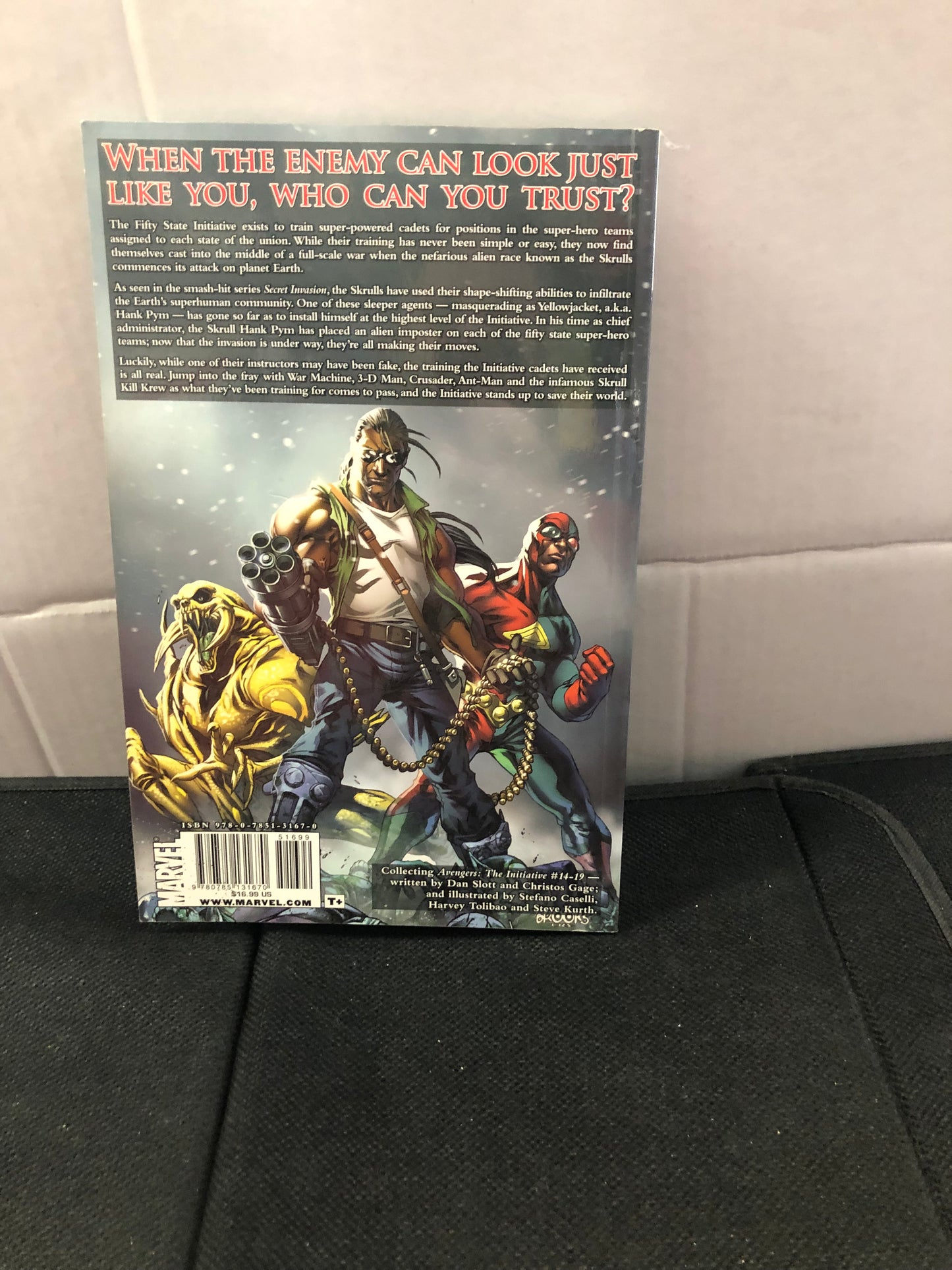 MARVEL COMICS AVENGERS THE INITIATIVE SECRET INVASION (2009)
