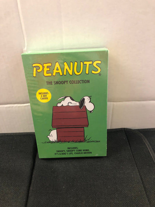 TITAN COMICS PEANUTS THE SNOOPY COLLECTION (2022)