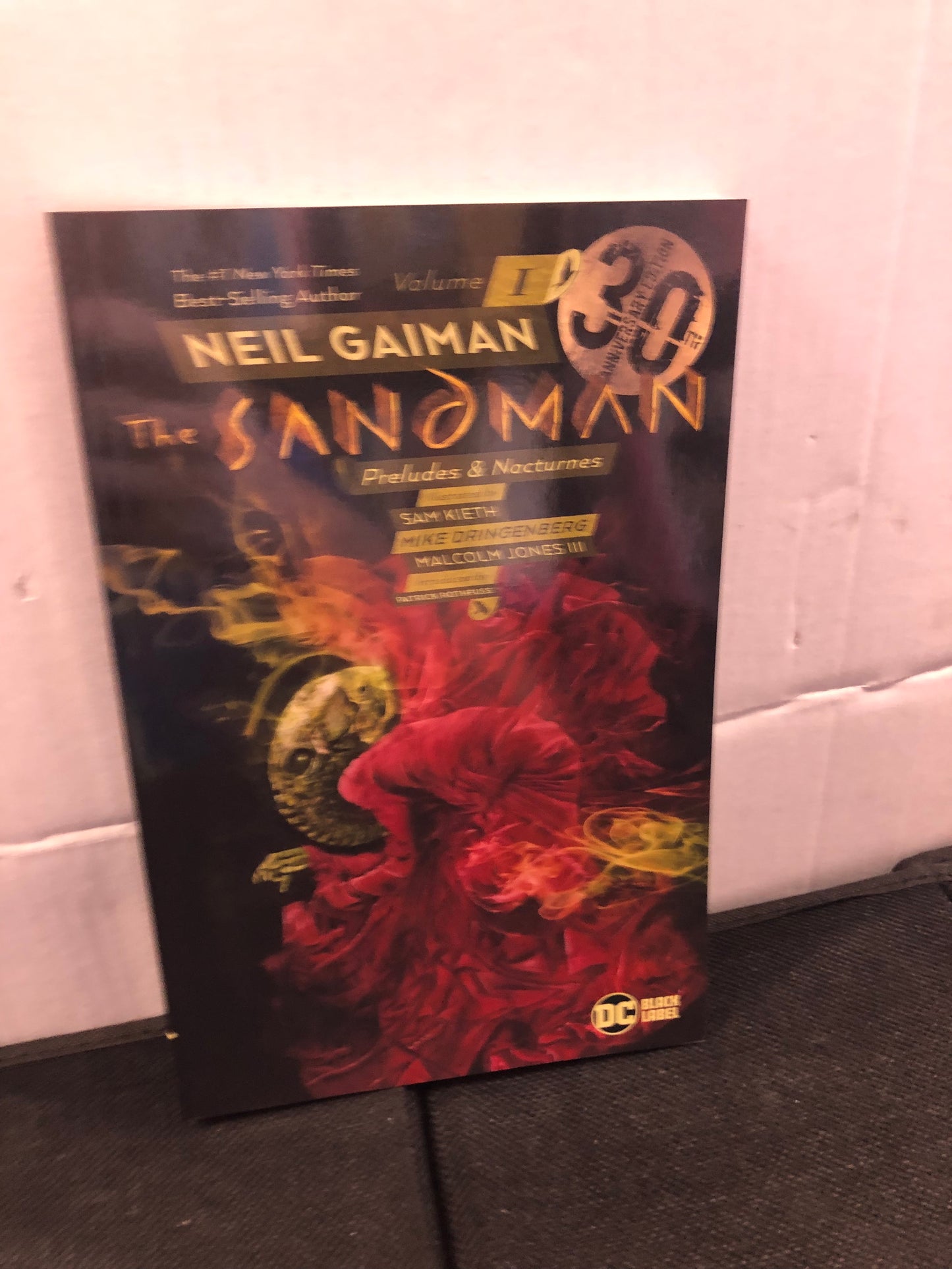 DC COMICS THE SANDMAN VOLUME ONE PRELUDES & NOCTURNES  30TH ANNIVERSARY EDITION THIRD PRINTING (2019)