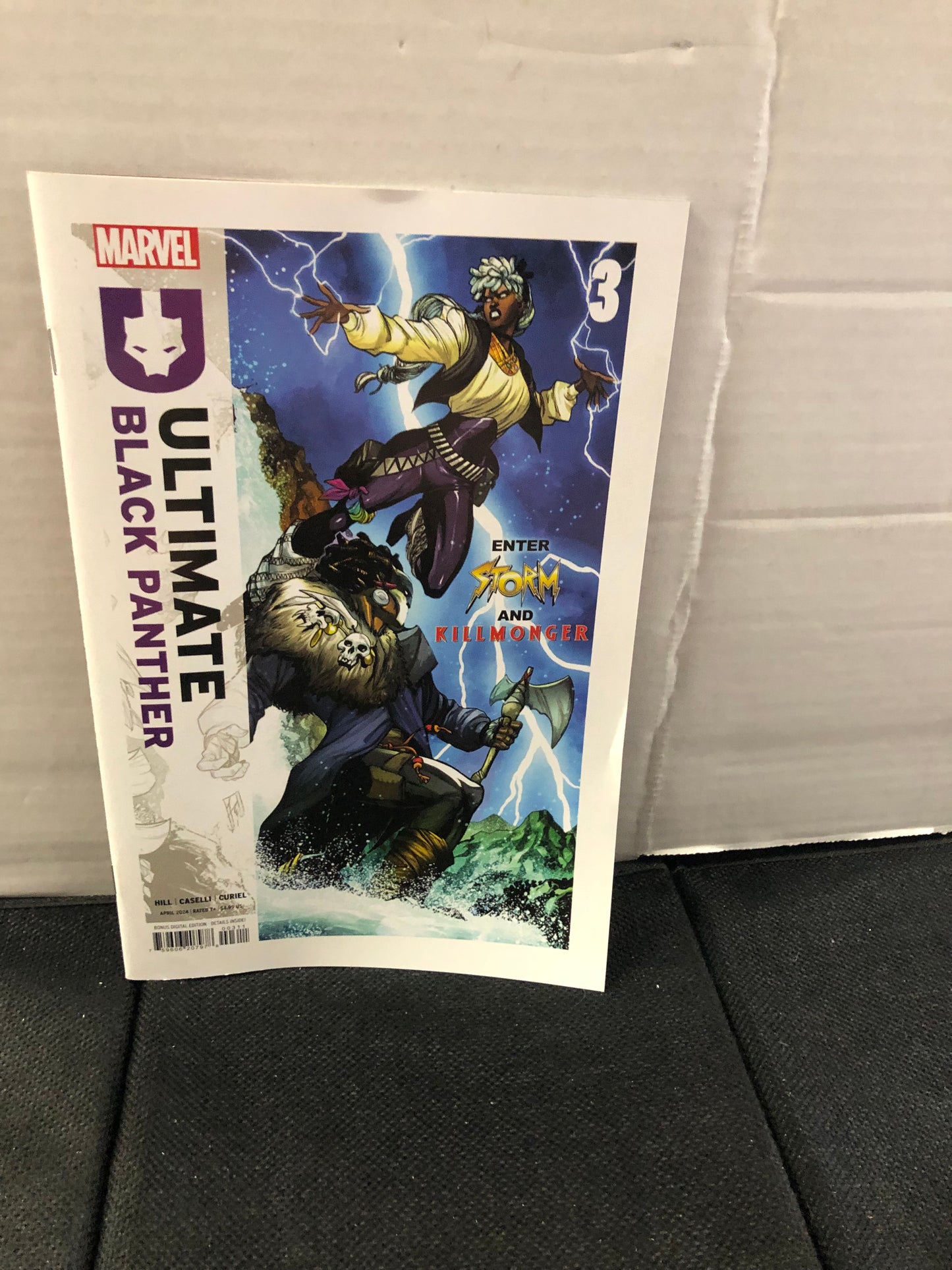 MARVEL COMICS ULTIMATE BLACK PANTHER 3