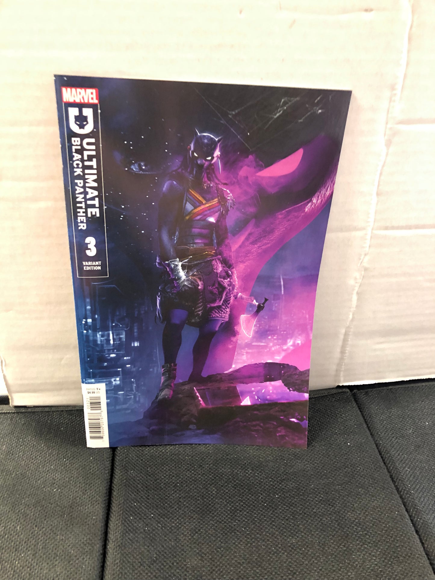 MARVEL COMICS - ULTIMATE BLACK PANTHER #3 VARIANT