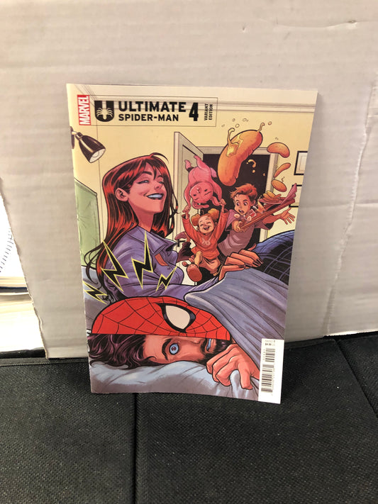 MARVEL COMICS ULTIMATE SPIDER-MAN 4 VARIANT