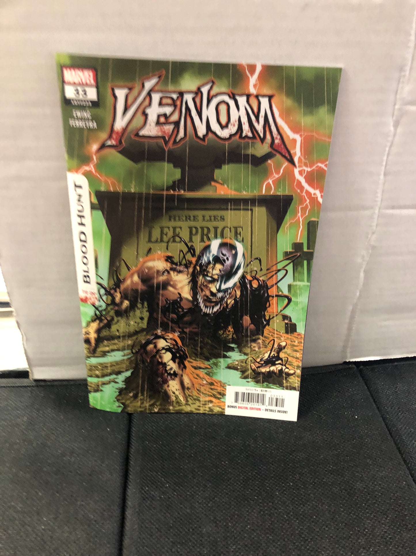 MARVEL COMICS VENOM 33