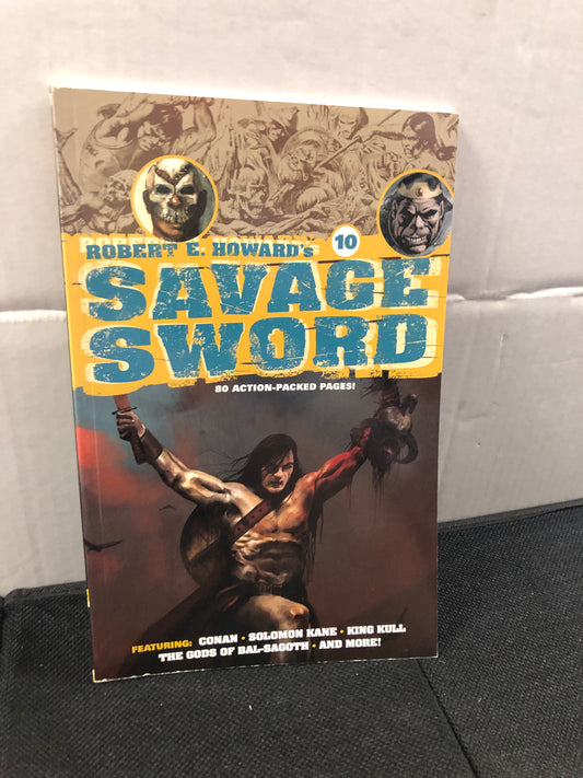 DARK HORSE COMICS SAVAGE SWORD VOLUME TEN (2015)