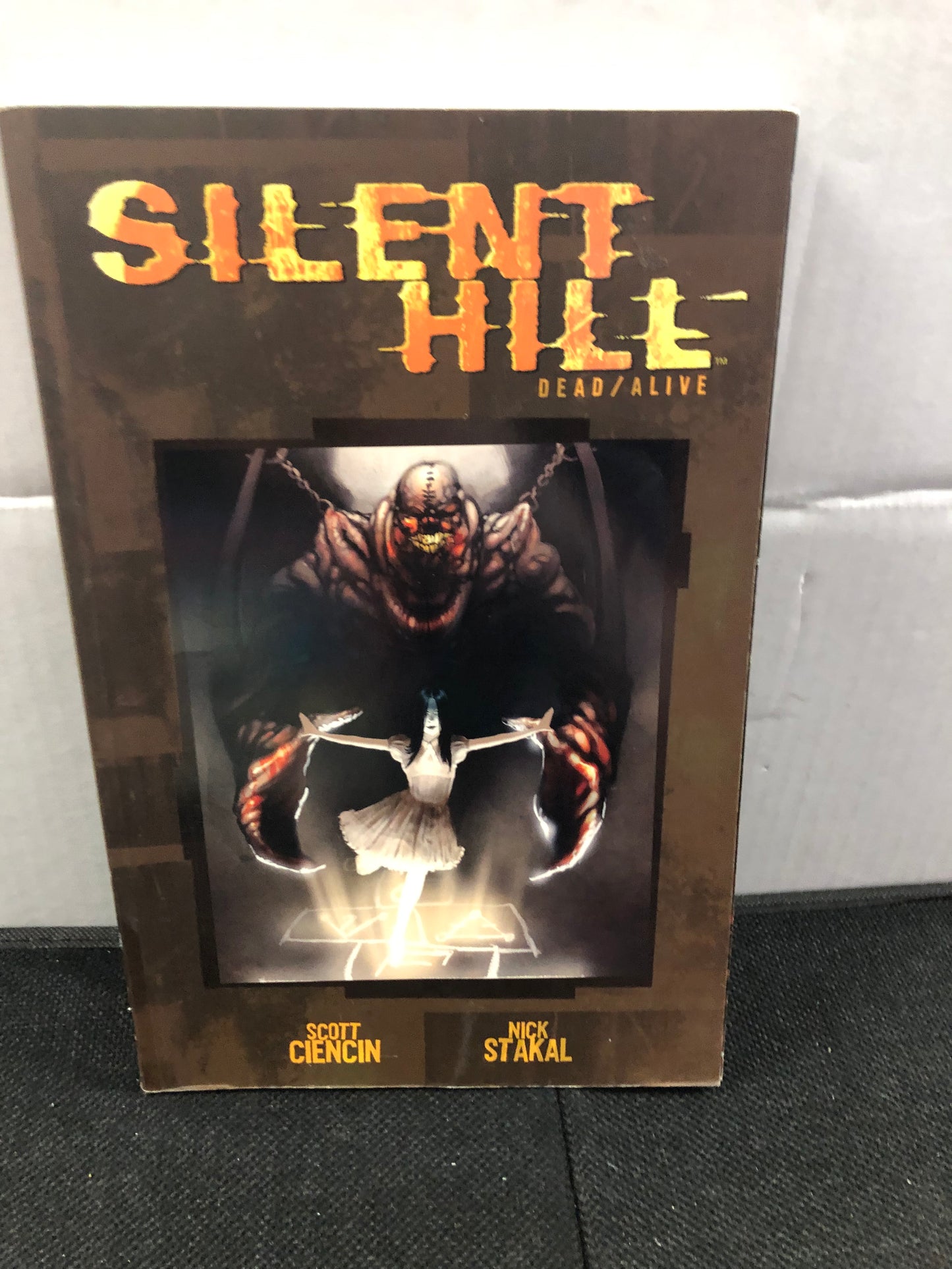 IDW PUBLISHING SILENT HILL DEAD/ALIVE (2006)