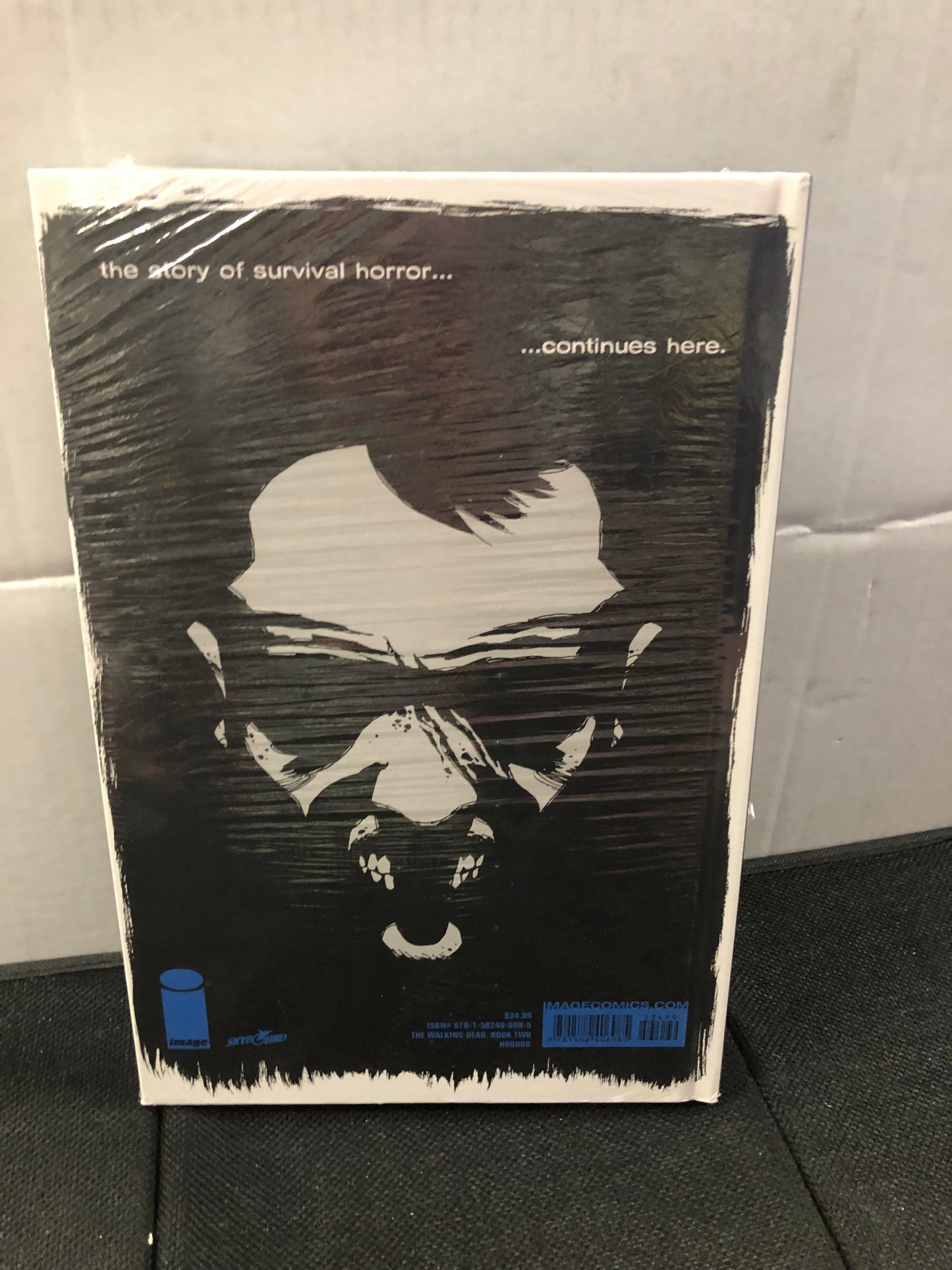 IMAGE COMICS THE WALKING DEAD BOOK TWO (2007)