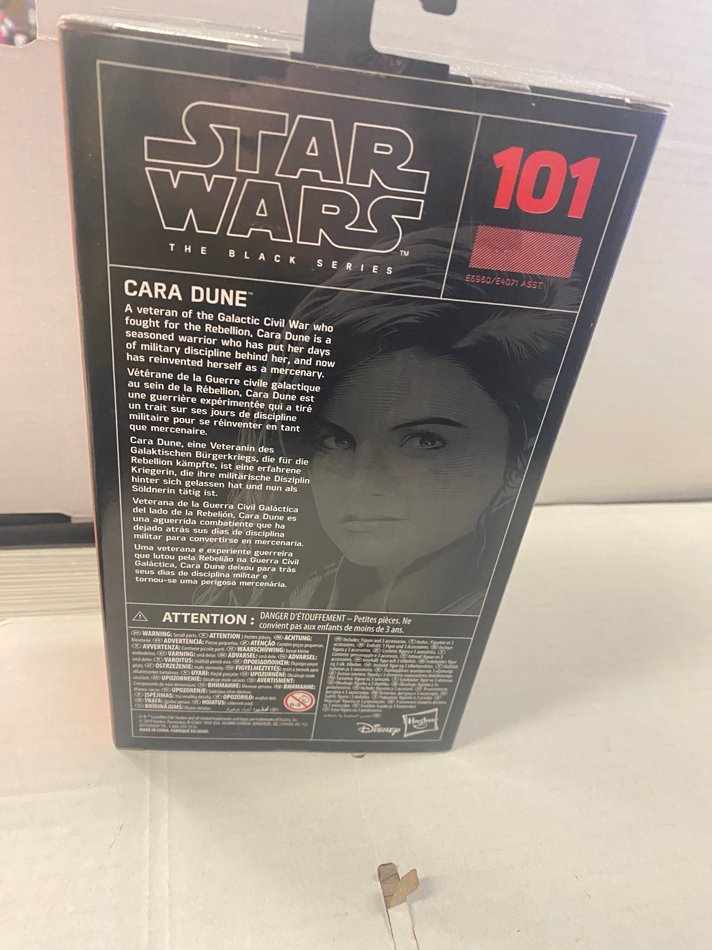 HASBRO STAR WARS THE BLACK SERIES CARA DUNE