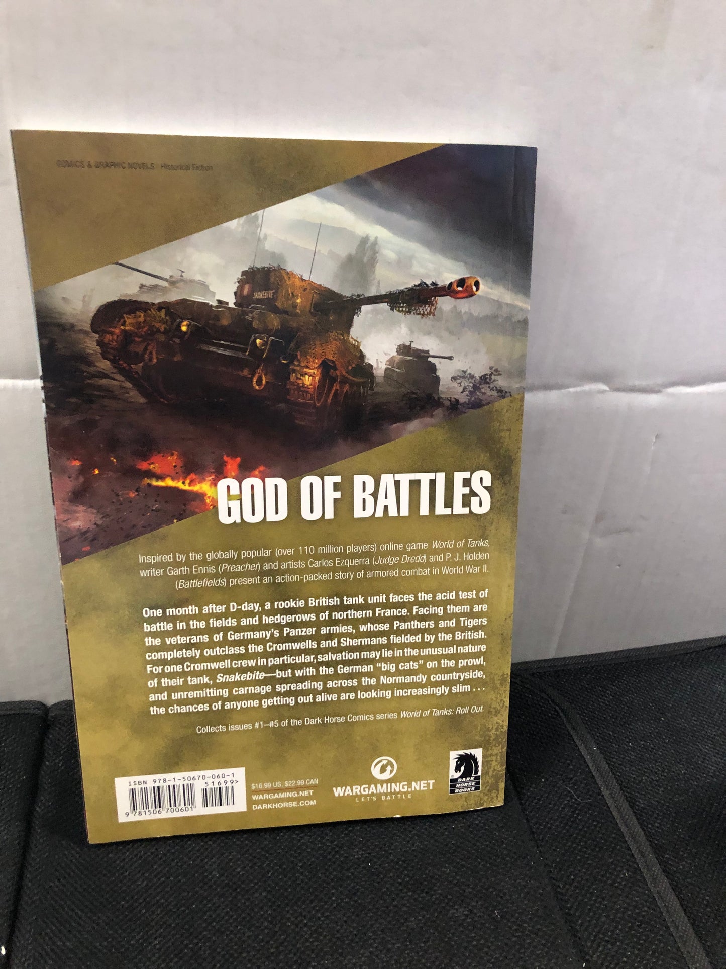 DARK HORSE COMICS WORLD OF TANKS ROLL OUT (2017)