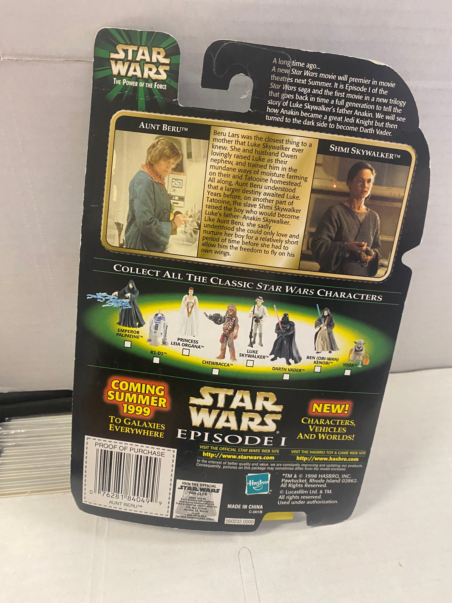 HASBRO STAR WARS THE POWER OF THE FORCE AUNT BERU (1998)