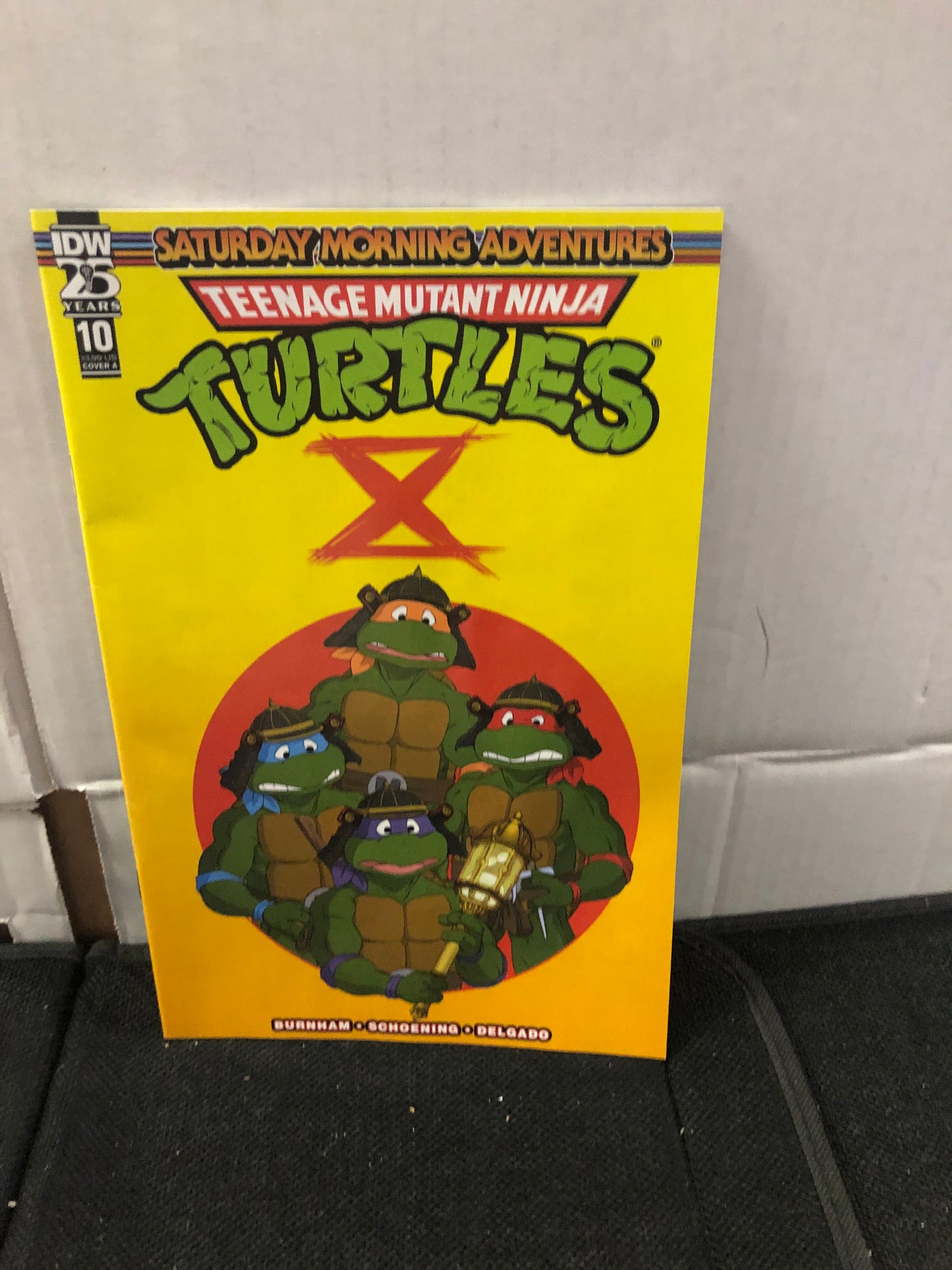 IDW PUBLISHING TEENAGE MUTANT NINJA TURTLES SATURDAY MORNING ADVENTURES 10