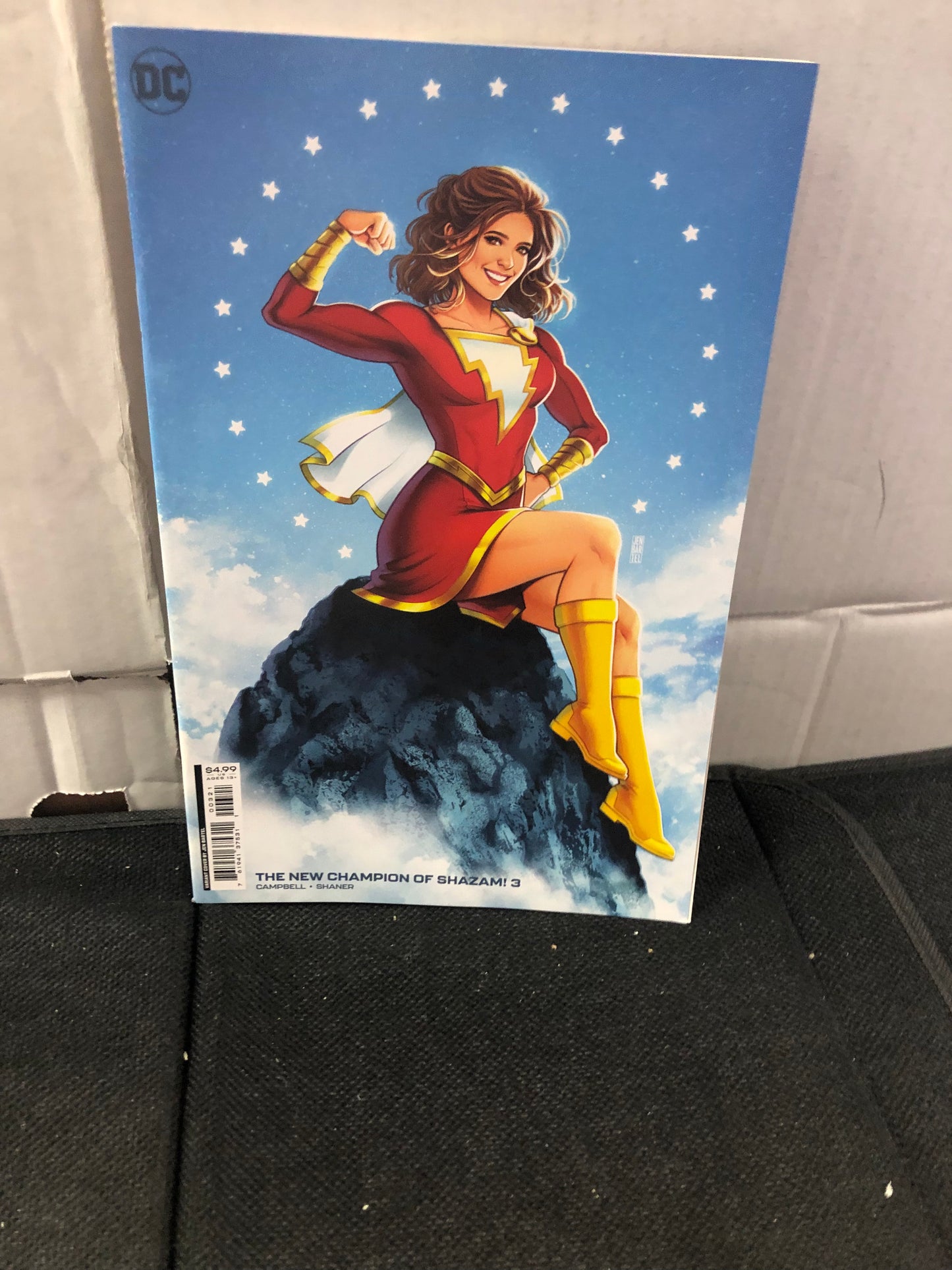 DC COMICS THE NEW CHAMPION OF SHAZAM 3 VARIANT