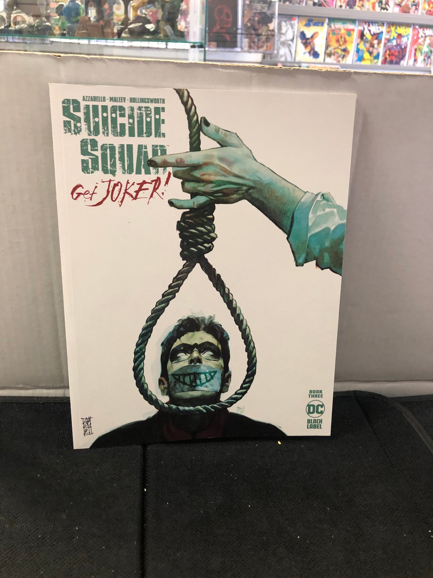 DC BLACK LABEL SUICIDE SQUAD GET JOKER BOOK THREE