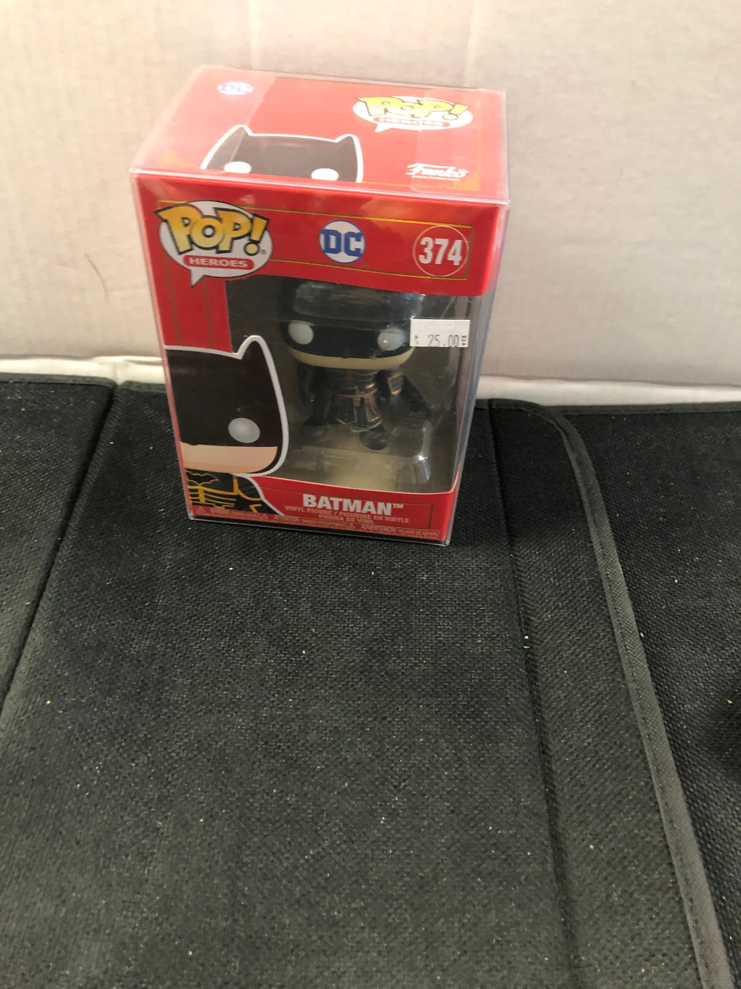 FUNKO POP DC POP HEROES #374 BATMAN GOOD CONDITION