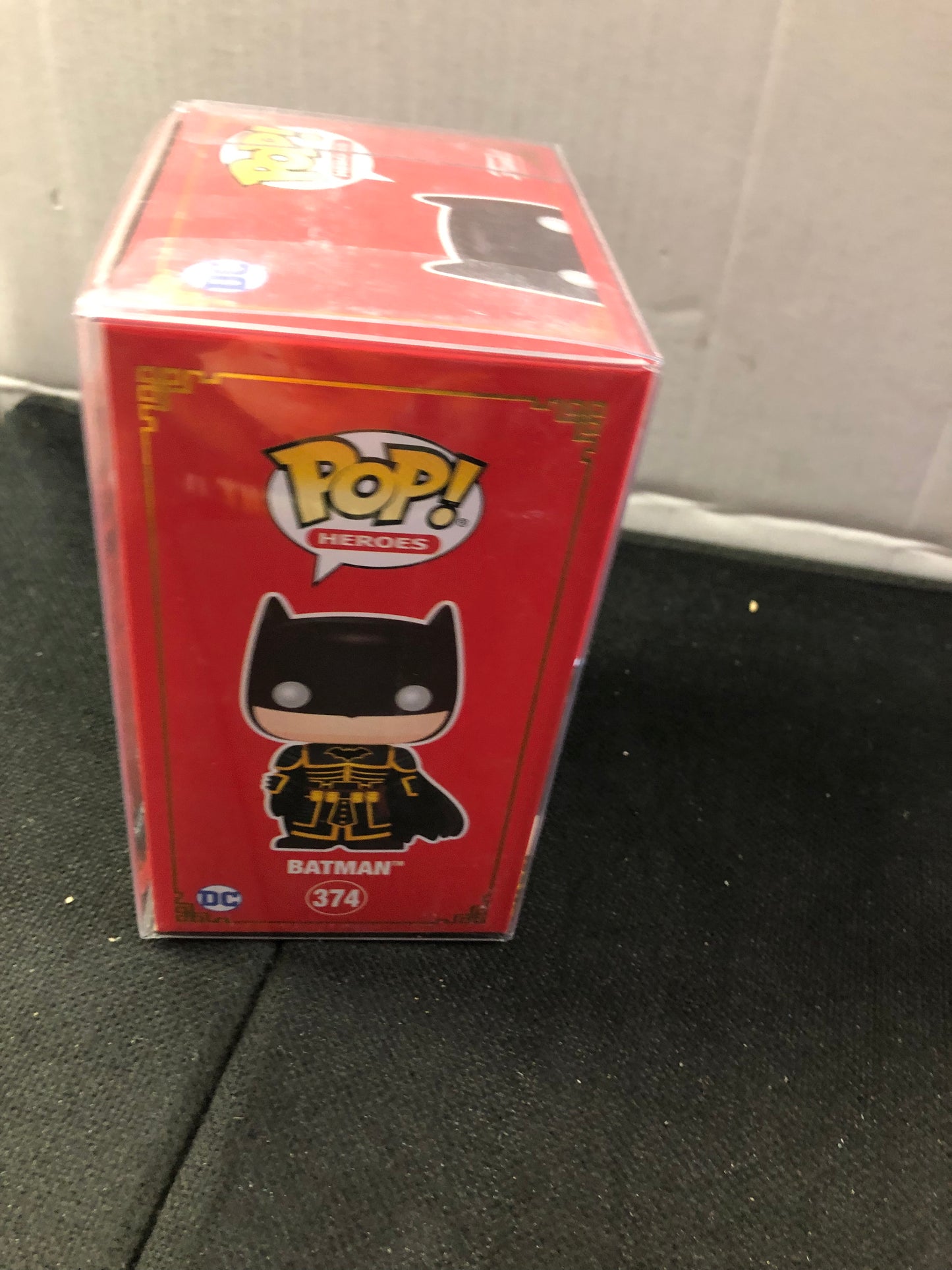 FUNKO POP DC POP HEROES #374 BATMAN GOOD CONDITION