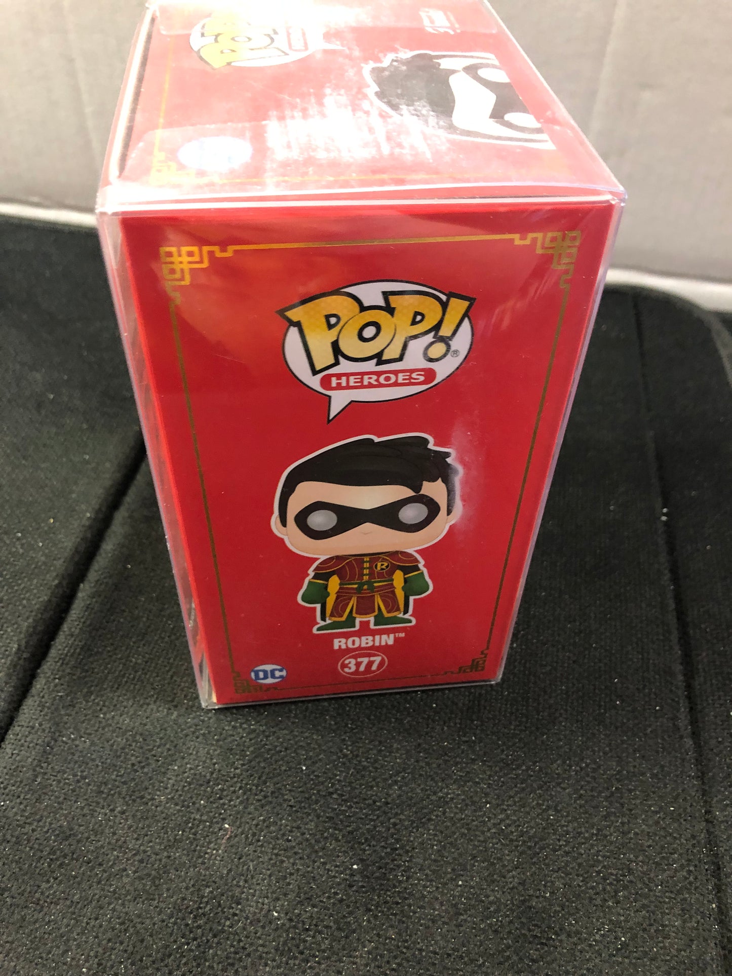 FUNKO POP DC POP HEROES #377 ROBIN GOOD CONDITION