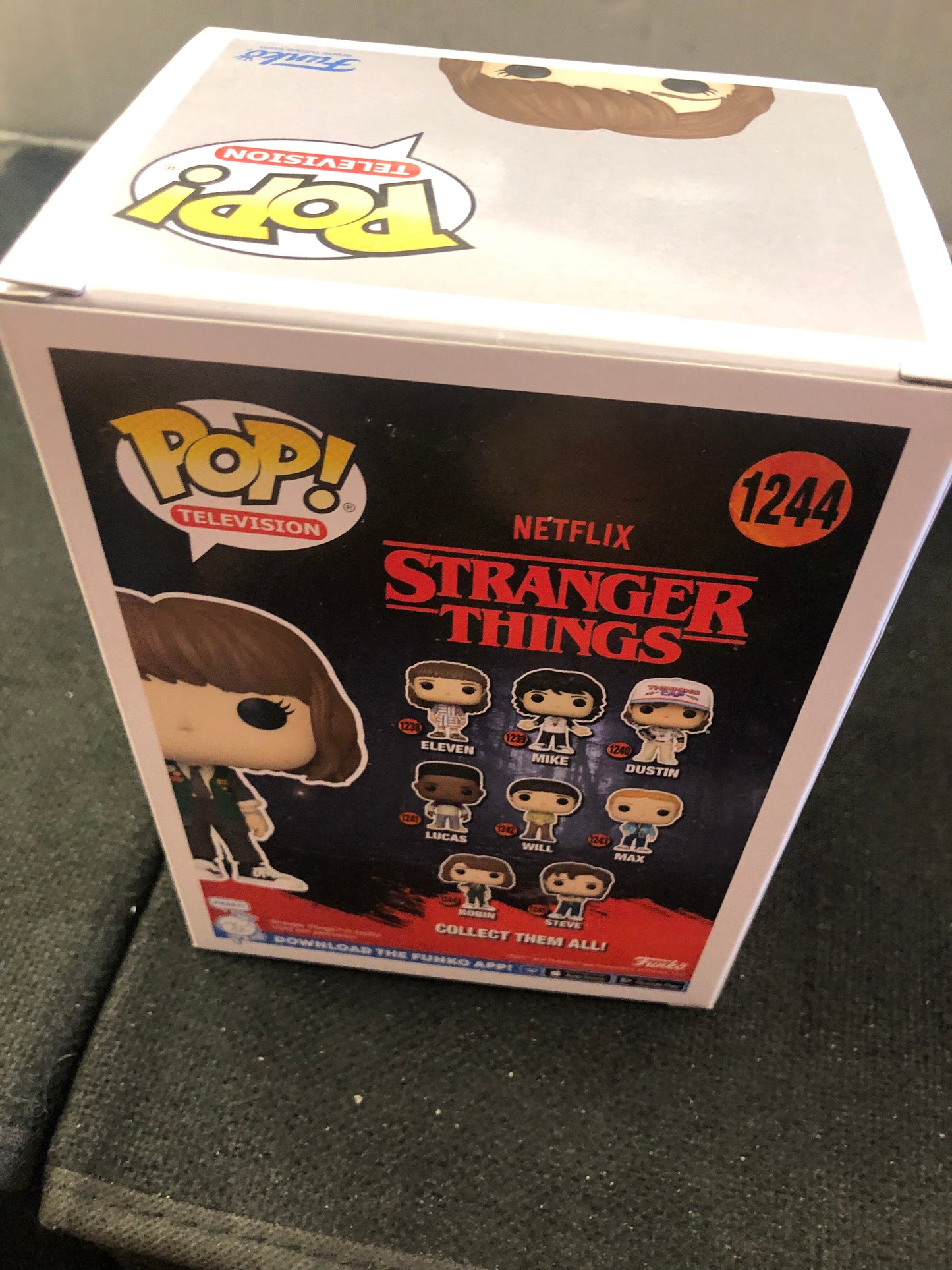 FUNKO POP POP TELEVISION STRANGER THINGS # 1244 ROBIN GOOD CONDITION