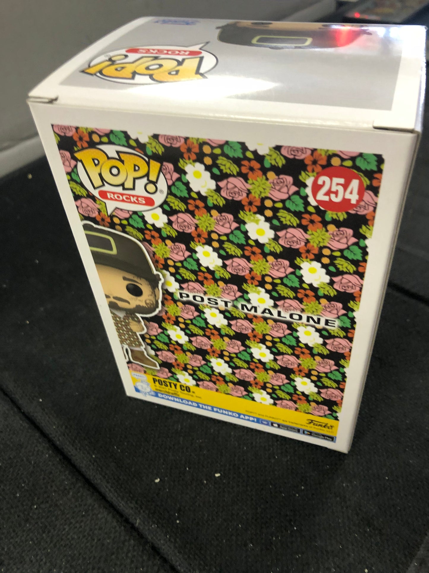 FUNKO POP POP ROCKS #254 POST MALONE CONDITION