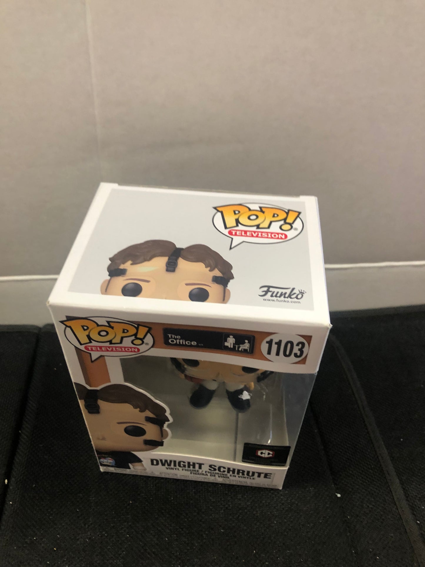 FUNKO POP POP TELEVISION THE OFFICE # 1103 DWIGHT SCHRUTE CHALICE COLLECTIBLES EXCLUSIVE GOOD CONDITION