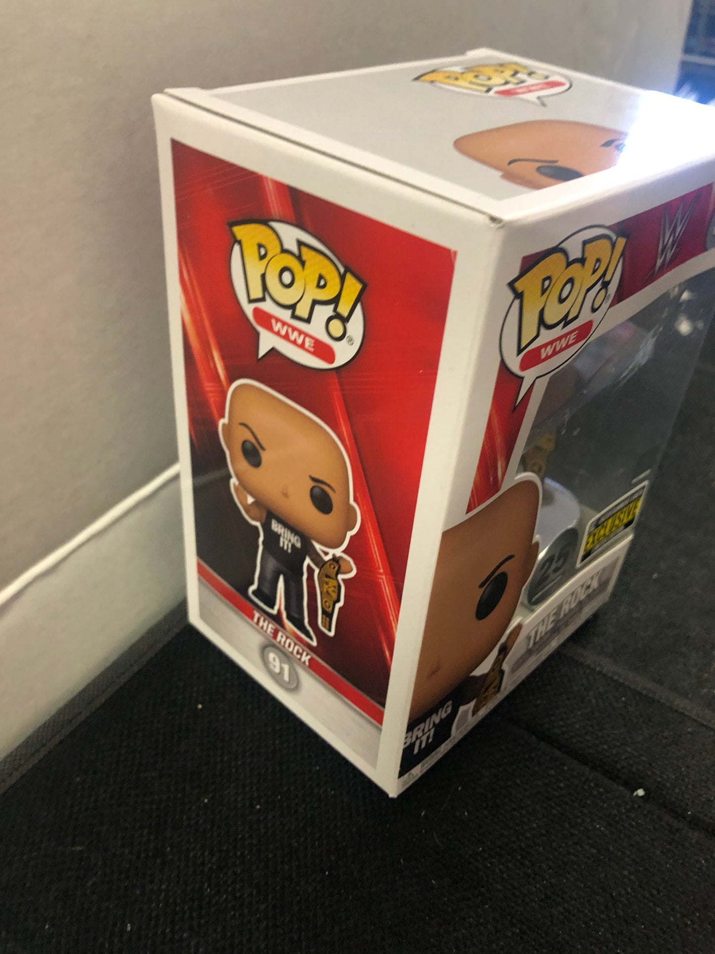 FUNKO POP POP WWE #91 THE ROCK ENTERTAINMENT EARTH EXCLUSIVE GOOD CONDITION