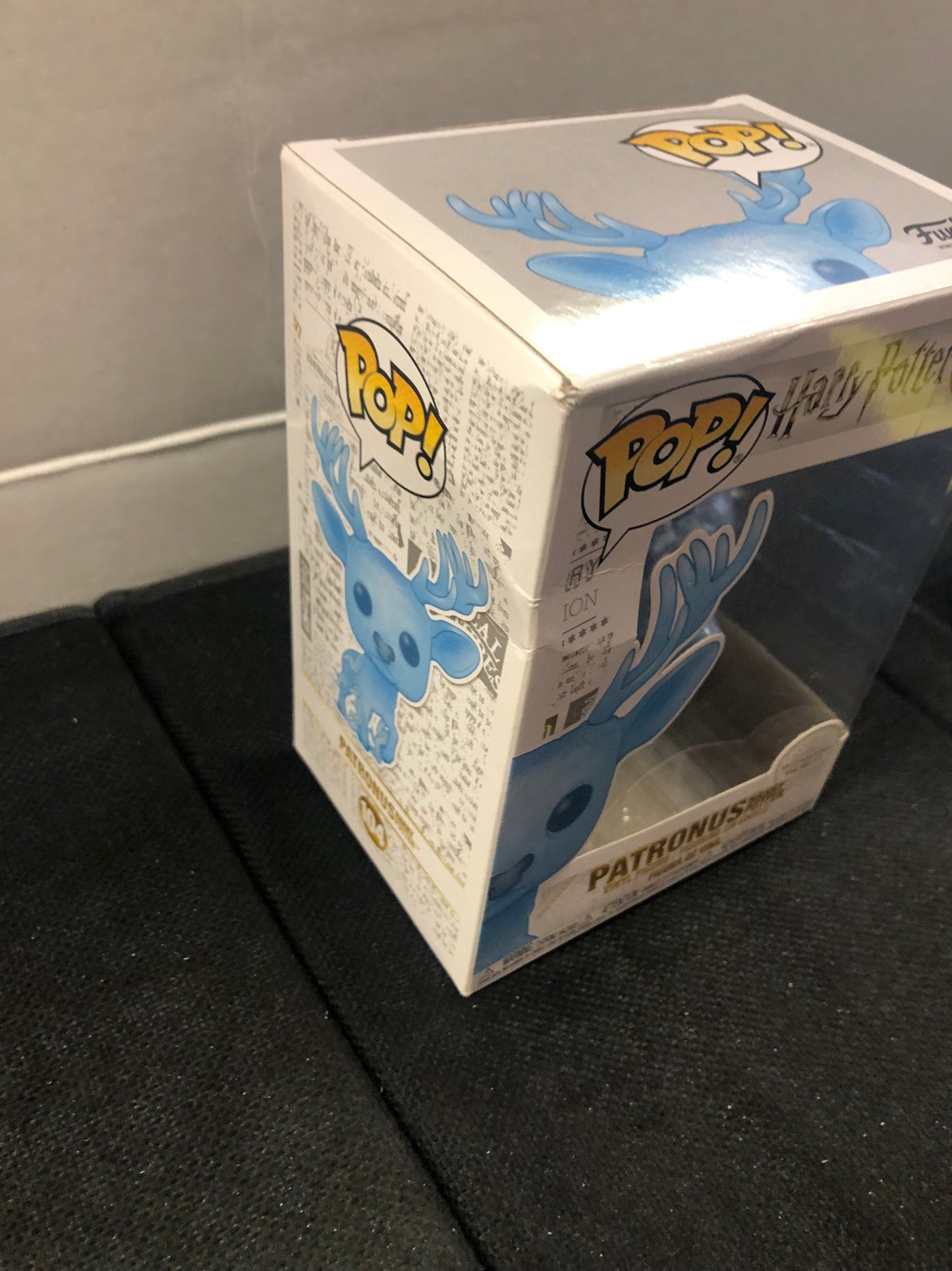 FUNKO POP HARRY POTTER #104 PATRONUS HARRY POTTER POOR CONDITION PLASTIC ON FRONT LOOSE