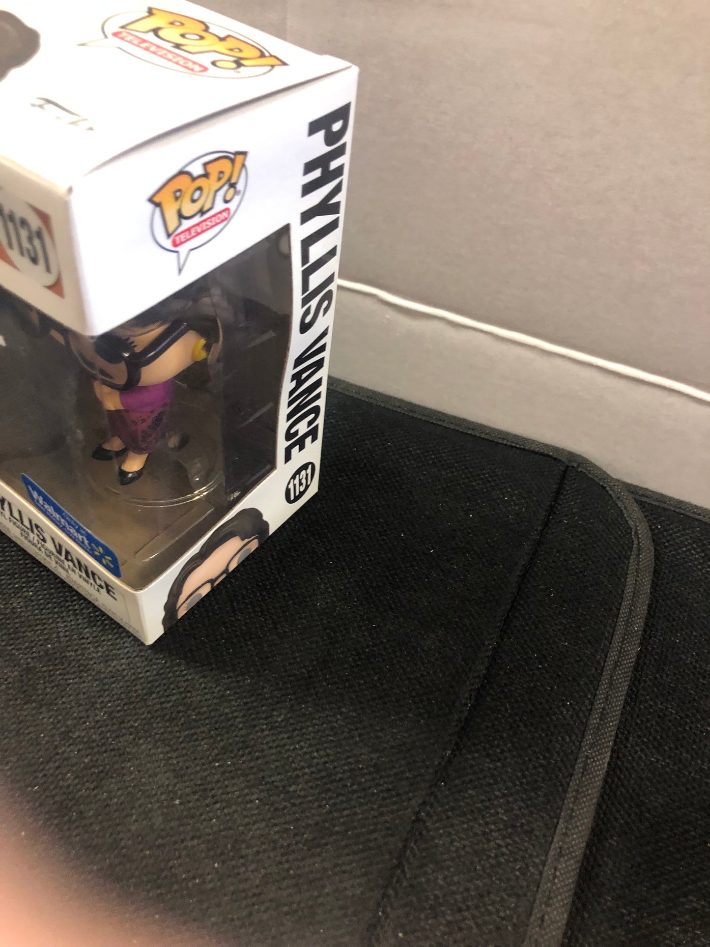 FUNKO POP POP TELEVISION THE OFFICE # 1131 PHYLLIS VANCE WALMART EXCLUSIVE GOOD CONDITION