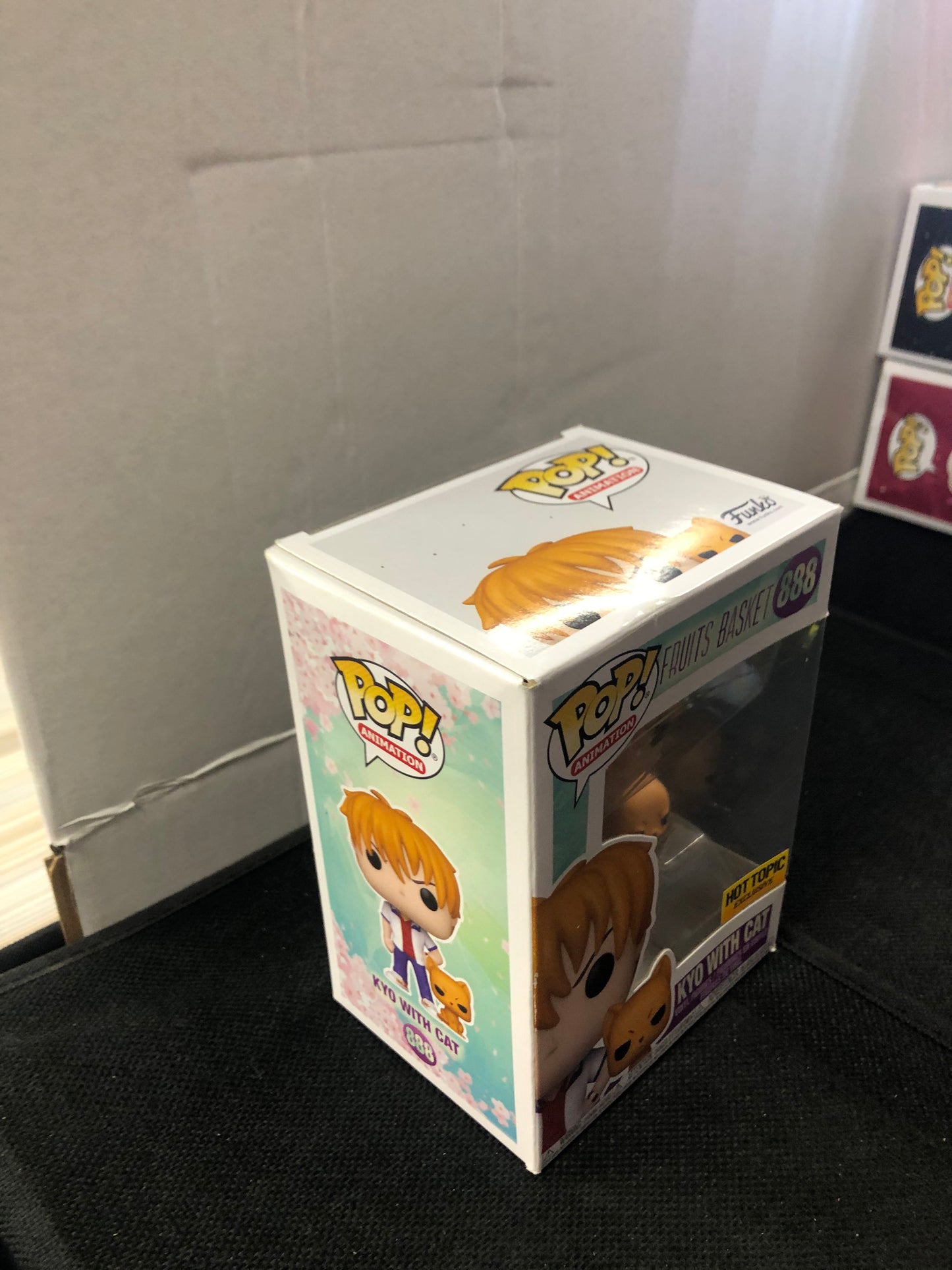 FUNKO POP POP ANIMATION FRUITS BASKET #888 KYO WITH CAT HOT TOPIC EXCLUSIVE GOOD CONDITION