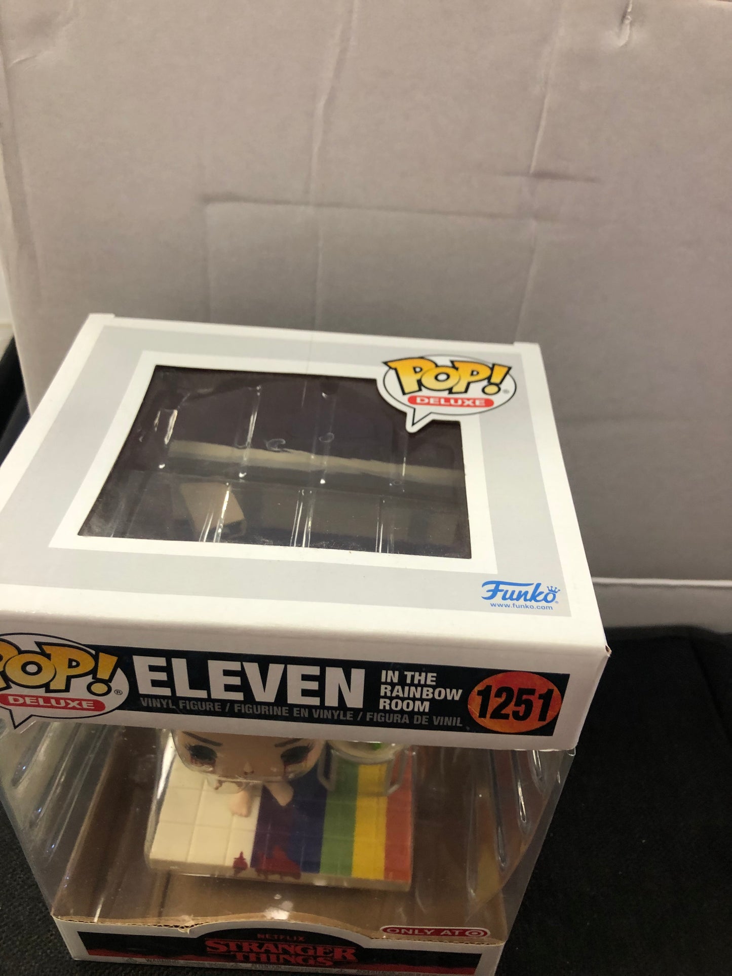 FUNKO POP DELUXE STRANGER THINGS #1251 ELEVEN IN THE RAINBOW ROOM TARGET EXCLUSIVE GOOD CONDITION