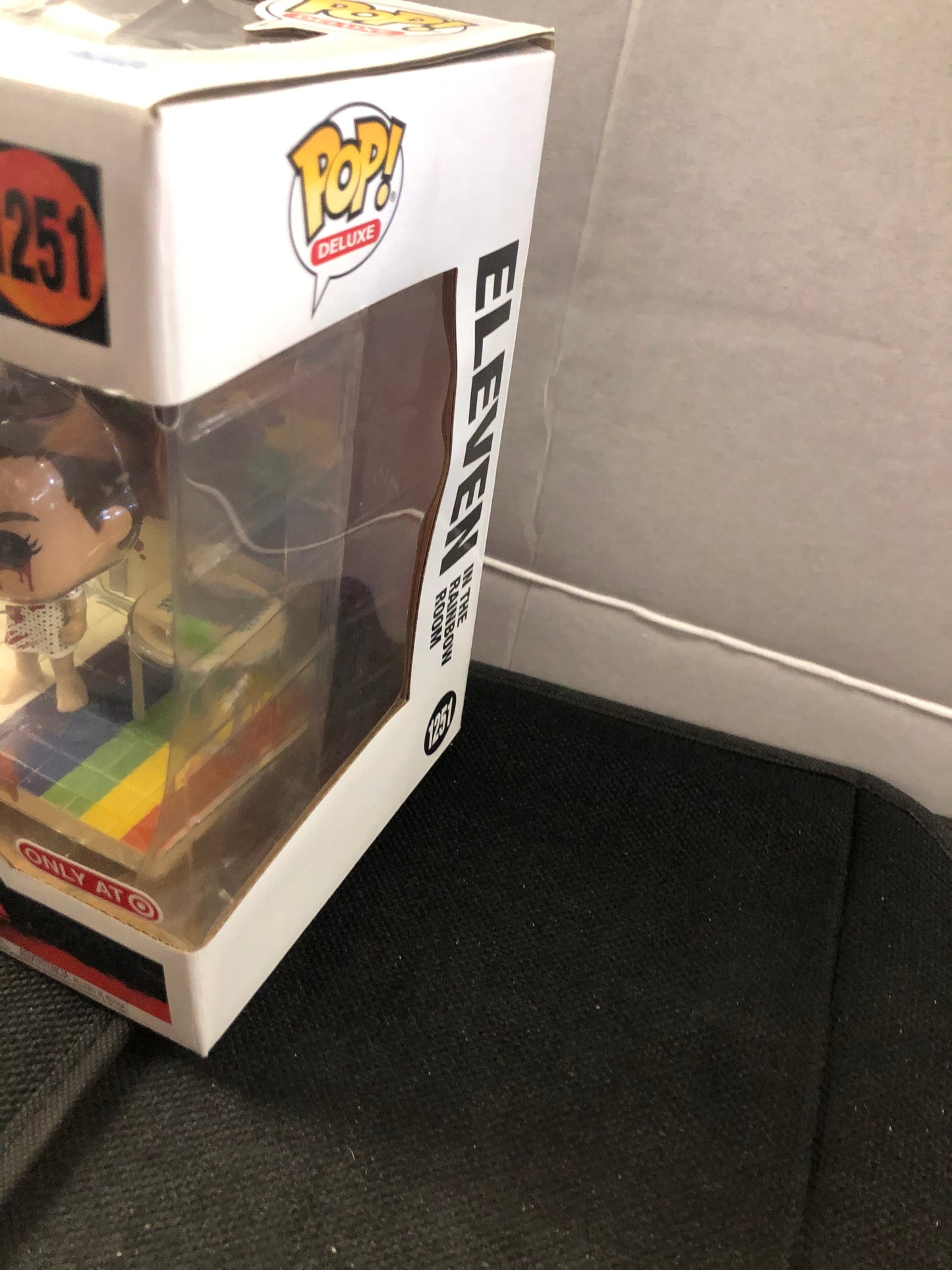 FUNKO POP DELUXE STRANGER THINGS #1251 ELEVEN IN THE RAINBOW ROOM TARGET EXCLUSIVE GOOD CONDITION