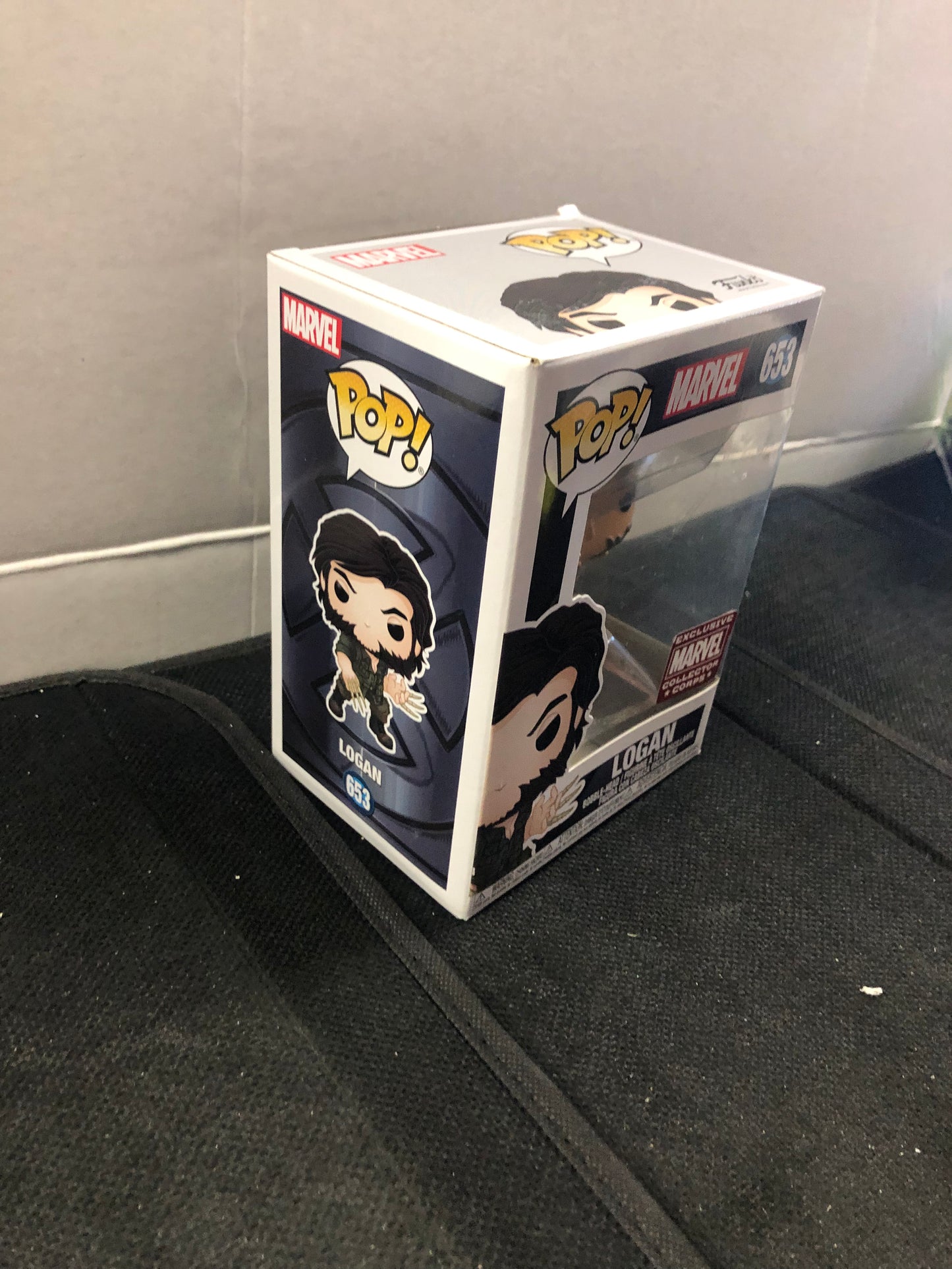 FUNKO POP MARVEL # 653 LOGAN MARVEL COLLECTOR CORPS EXCLUSIVE GOOD CONDITION