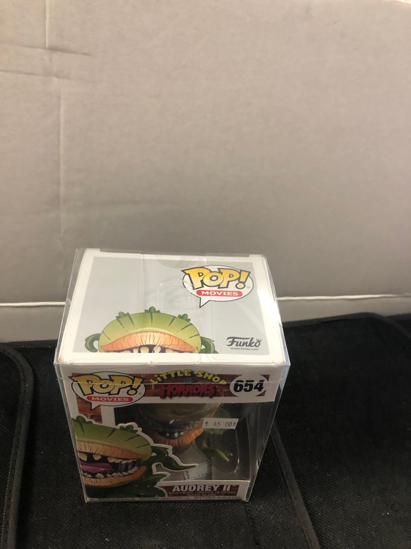 FUNKO POP POP MOVIES LITTLE SHOP OF HORRORS # 654 AUDREY II GOOD CONDITION ONE SMALL BOX DENT ON BACK OF BOX