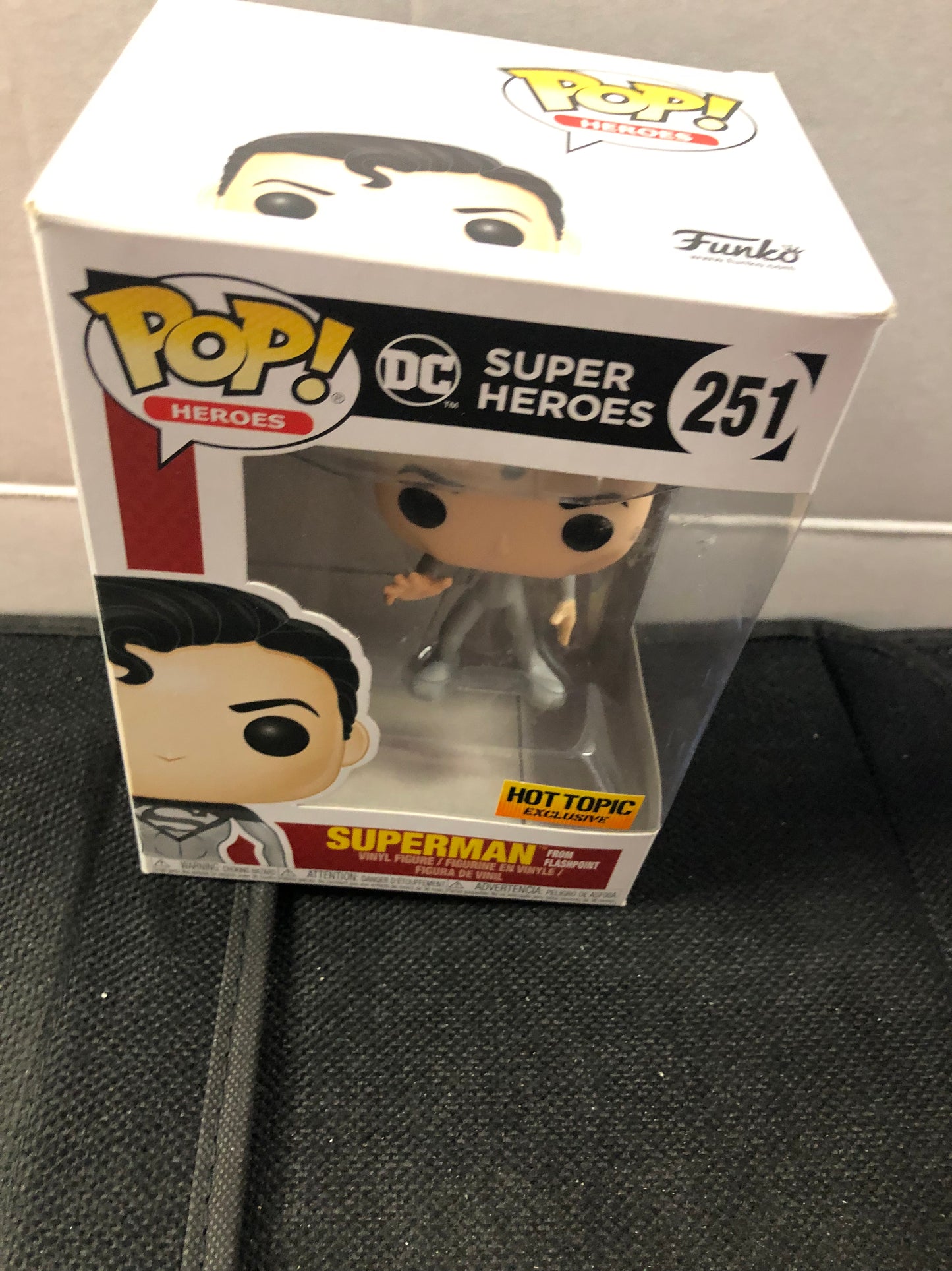 FUNKO POP POP HEROES DC SUPER HEROES # 251 SUPERMAN FROM FLASHPOINT HOT TOPIC EXCLUSIVE GOOD CONDITION