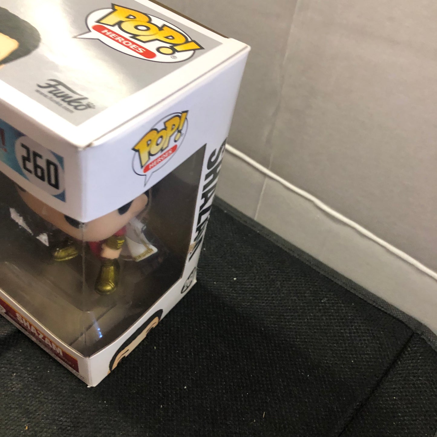 FUNKO POP POP HEROES SHAZAM #260 SHAZAM GOOD CONDITION