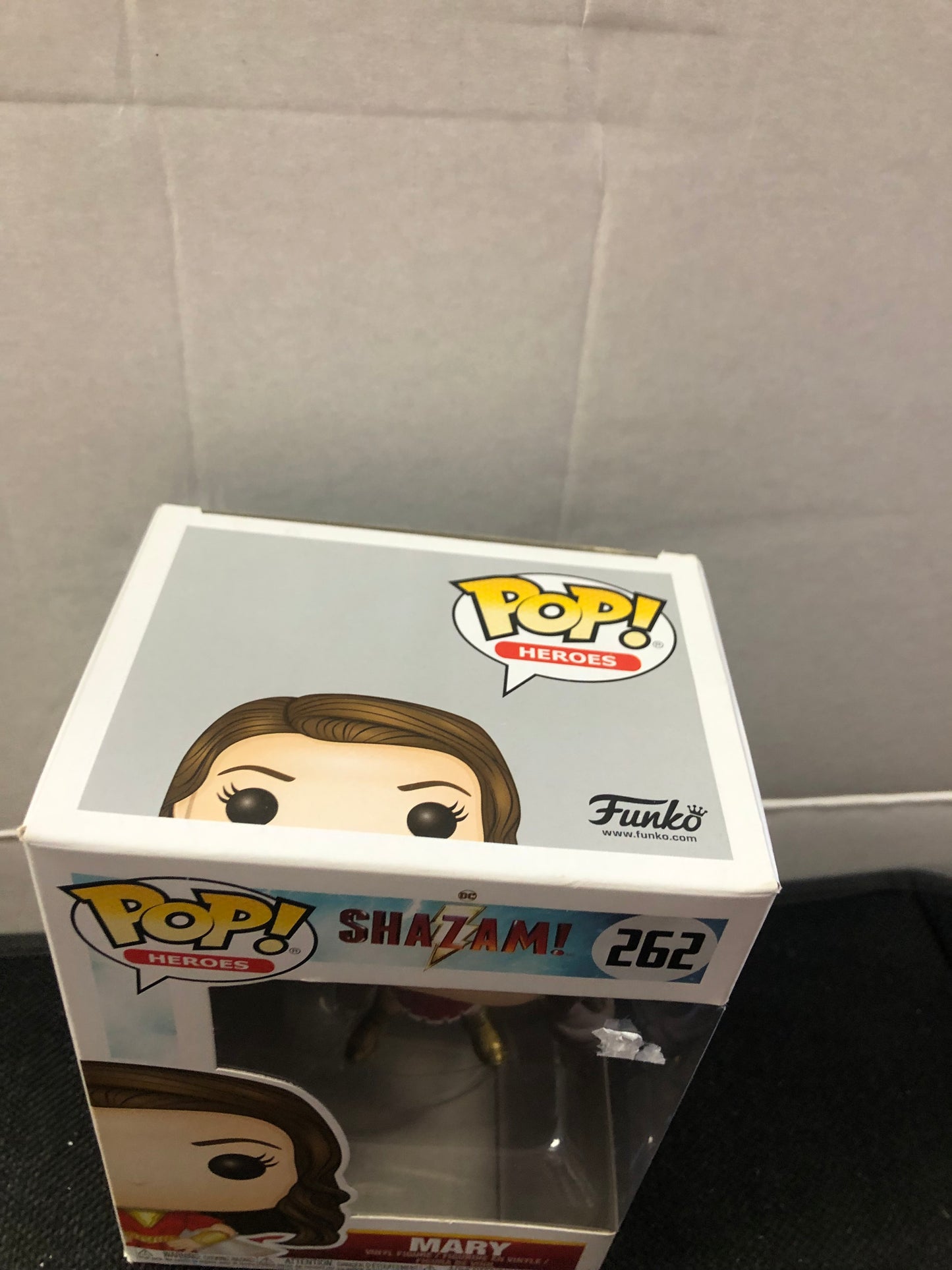 FUNKO POP POP HEROES SHAZAM #262 MARY GOOD CONDITION