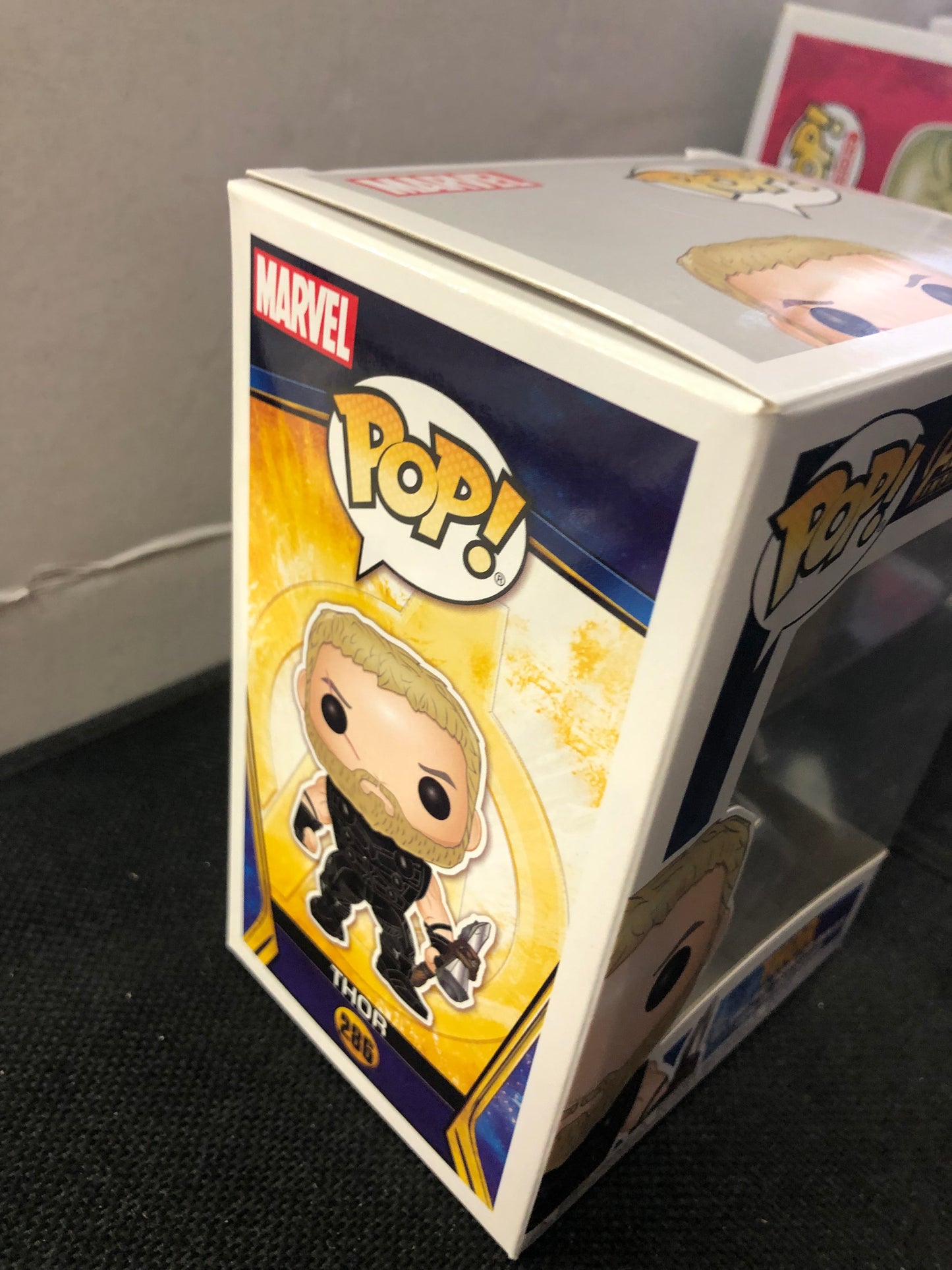 FUNKO POP AVENGERS INFINITY WAR #286 THOR GOOD CONDITION