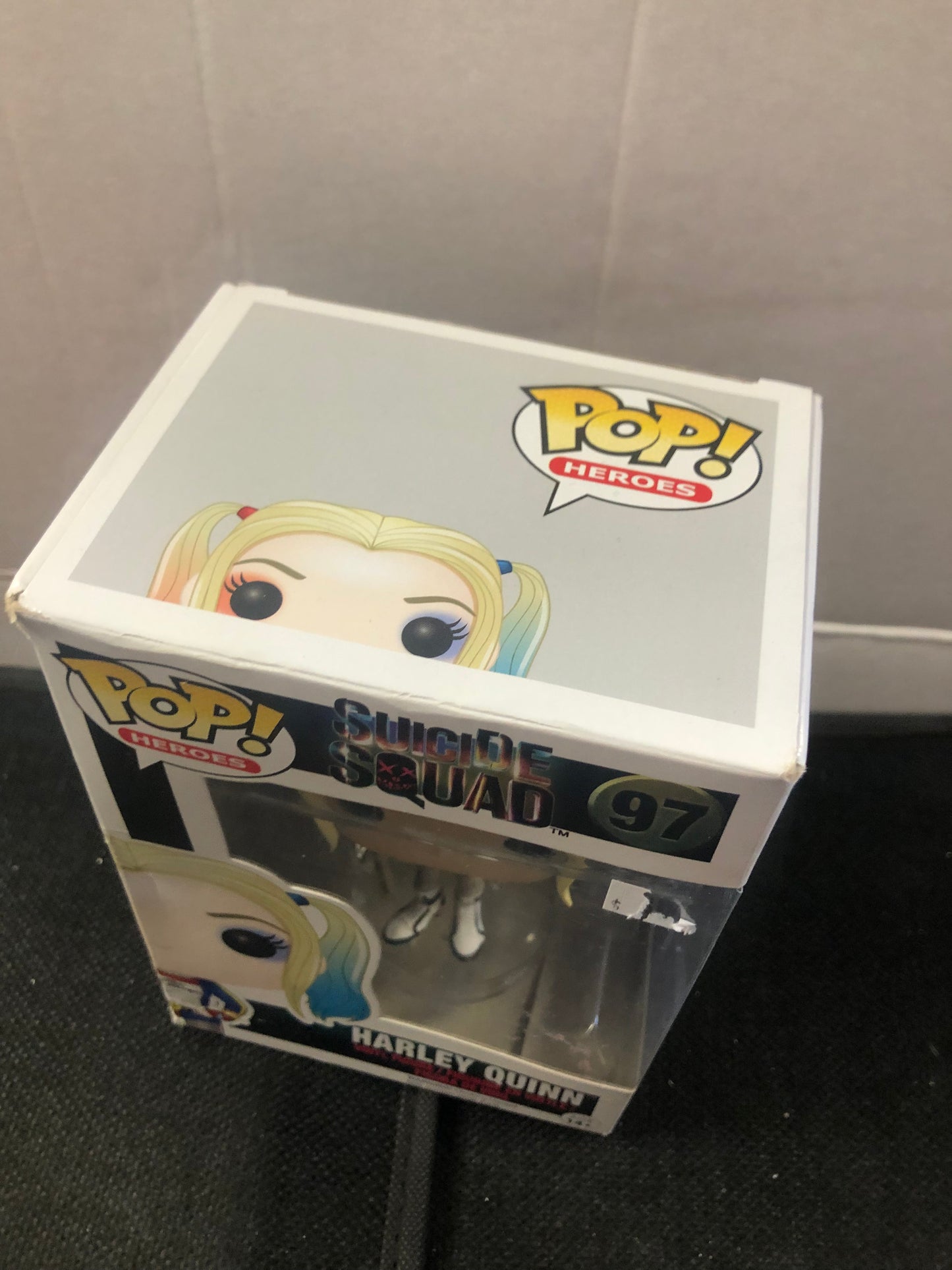 FUNKO POP POP HEROES SUICIDE SQUAD #97 HARLEY QUINN OKAY CONDITION SLIGHT TEAR ON FRONT OF BOX