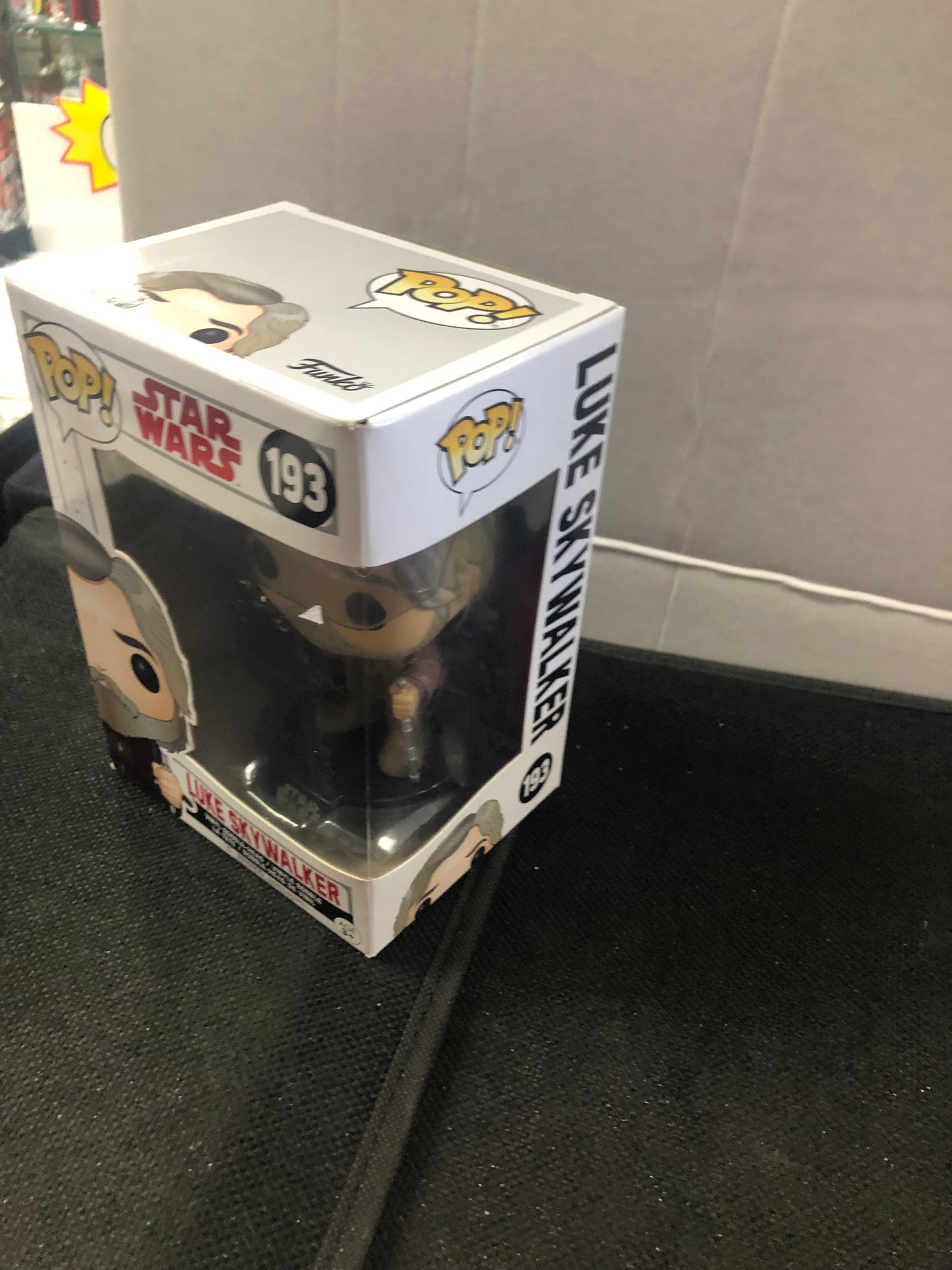 FUNKO POP STAR WARS # 193 LUKE SKYWALKER GOOD CONDITION