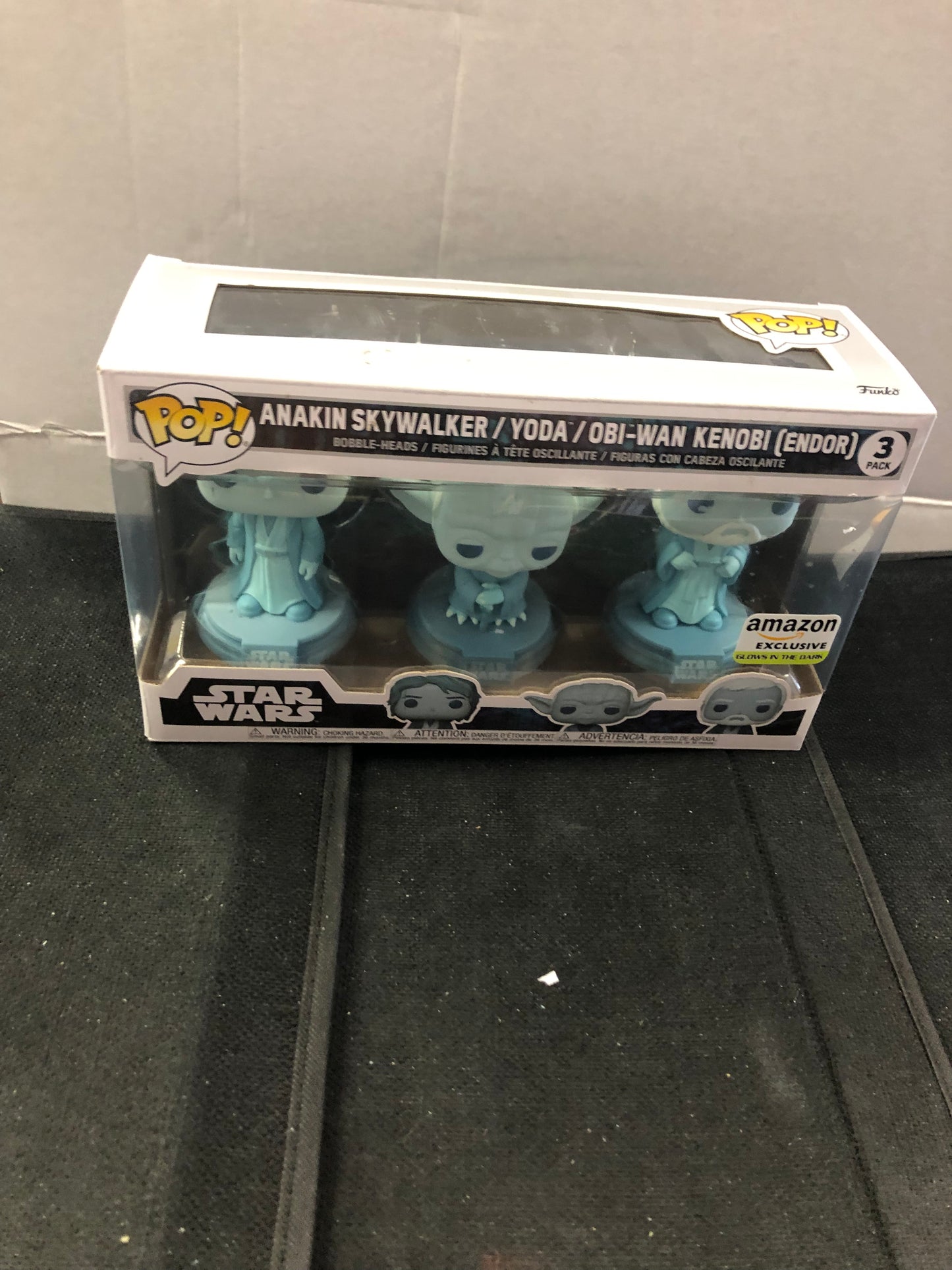 FUNKO POP STAR WARS 3 pack ANAKIN SKYWALKER/ YODA/OBI-WAN KENOBI ENDOR AMAZON EXCLUSIVE GLOW IN THE DARK GOOD CONDITION