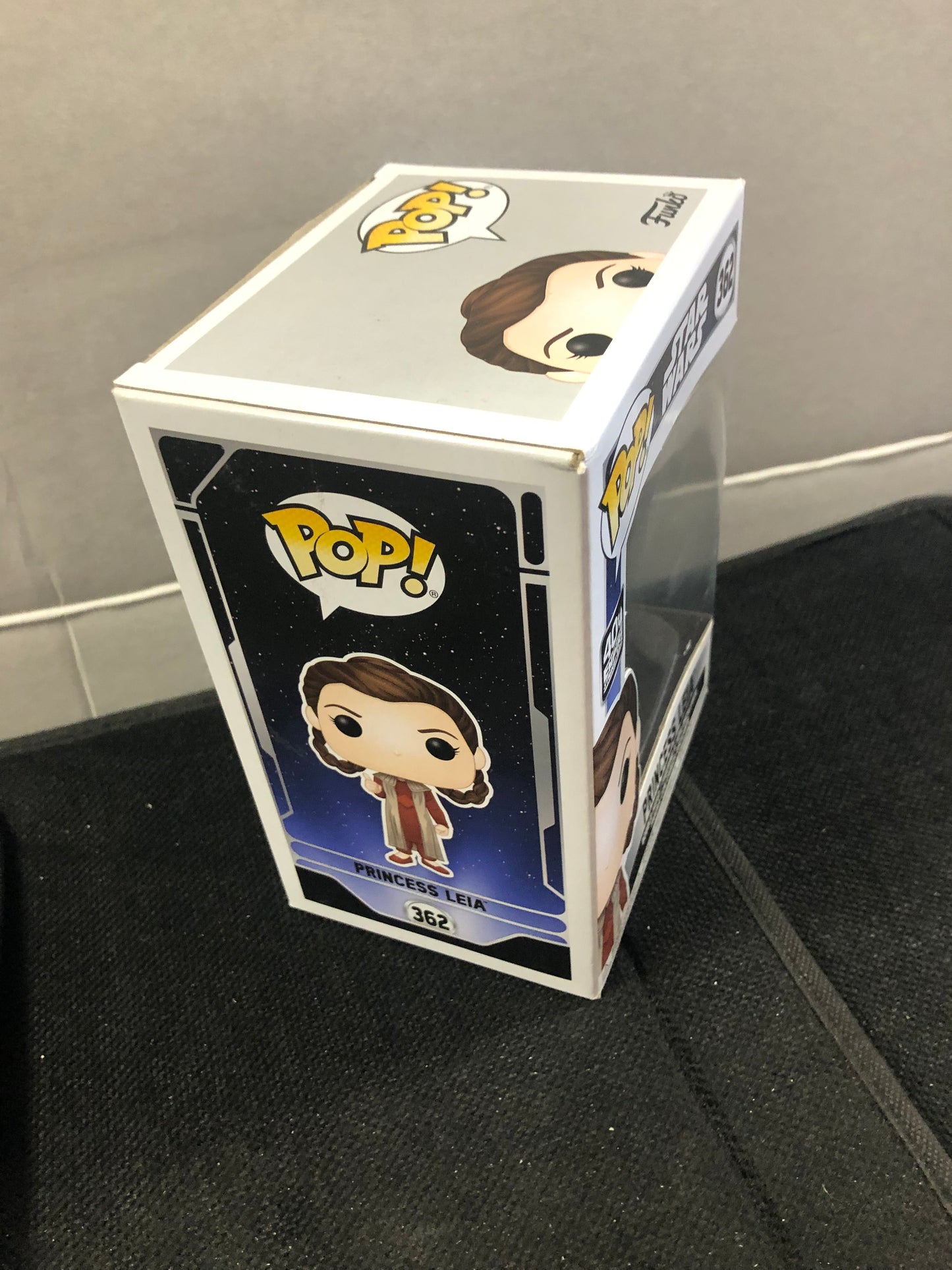 FUNKO POP STAR WARS #362 PRINCESS LEIA GOOD CONDITION