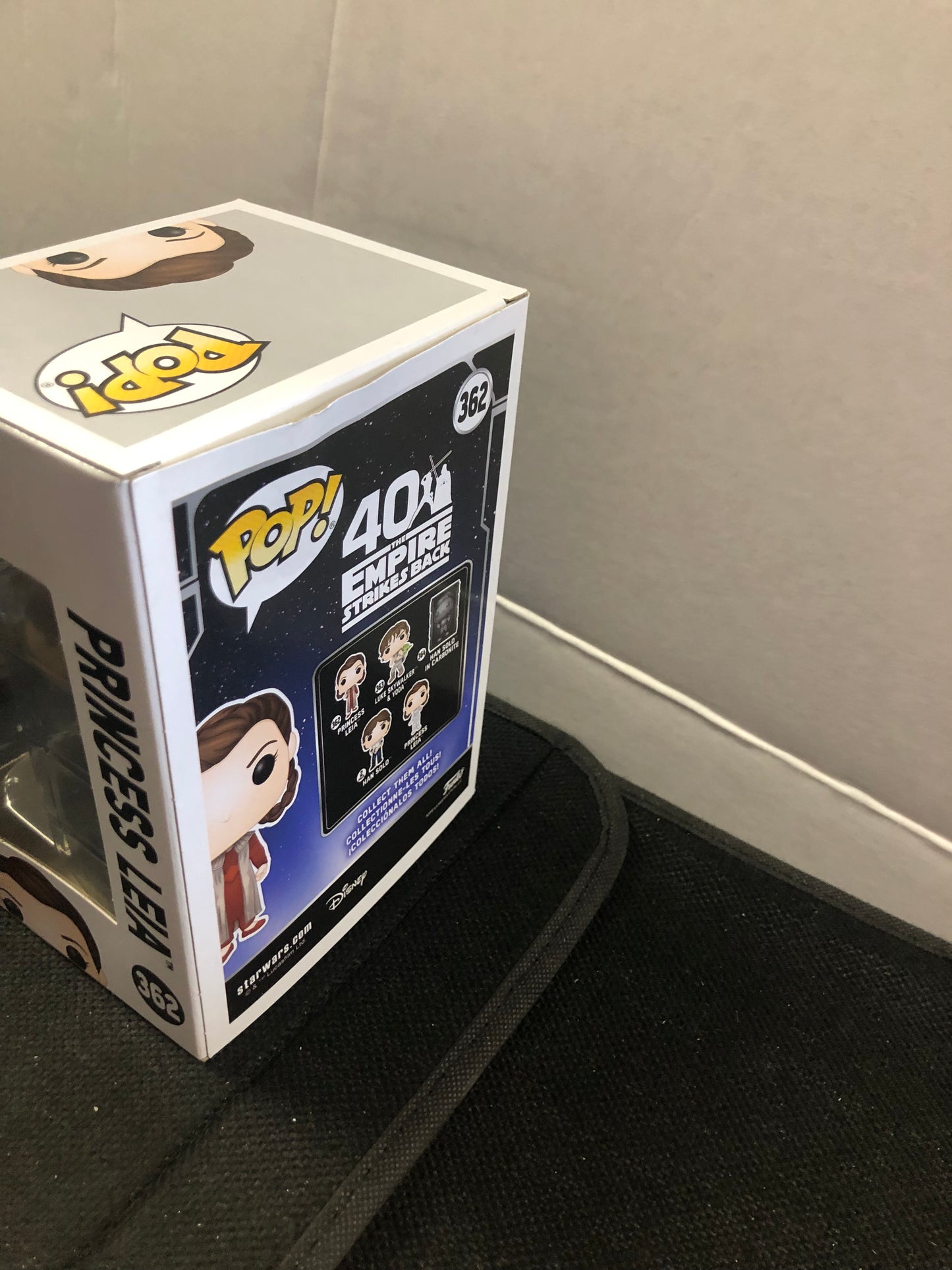 FUNKO POP STAR WARS #362 PRINCESS LEIA GOOD CONDITION