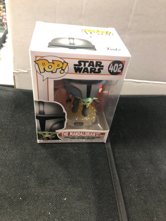 FUNKO POP STAR WARS THE MANDALORIAN #402 THE MANDALORIAN WITH THE CHILD GOOD CONDITION