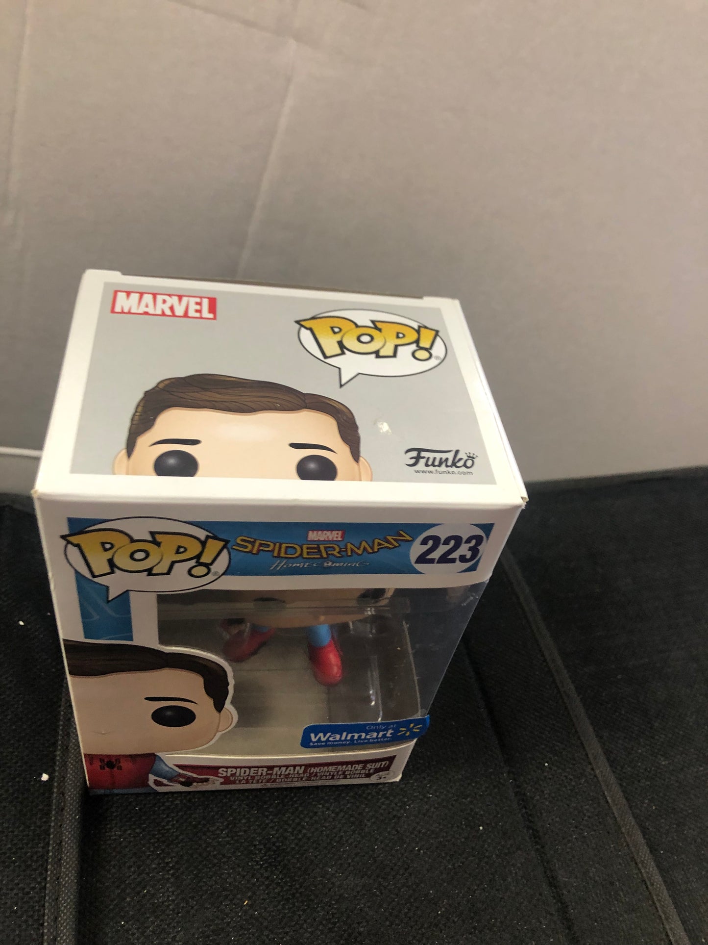 FUNKO POP SPIDER-MAN HOMECOMING #223 SPIDER-MAN HOMEMADE SUIT WALMART EXCLUSIVE GOOD CONDITION