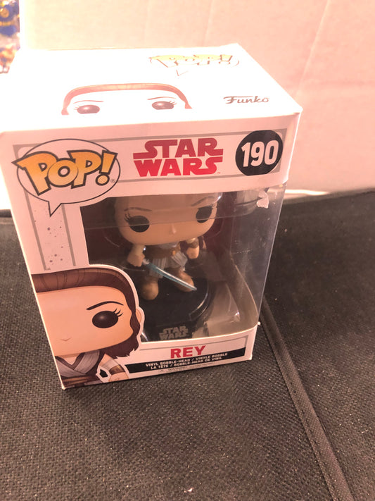 FUNKO POP STAR WARS # 190 REY GOOD CONDITION