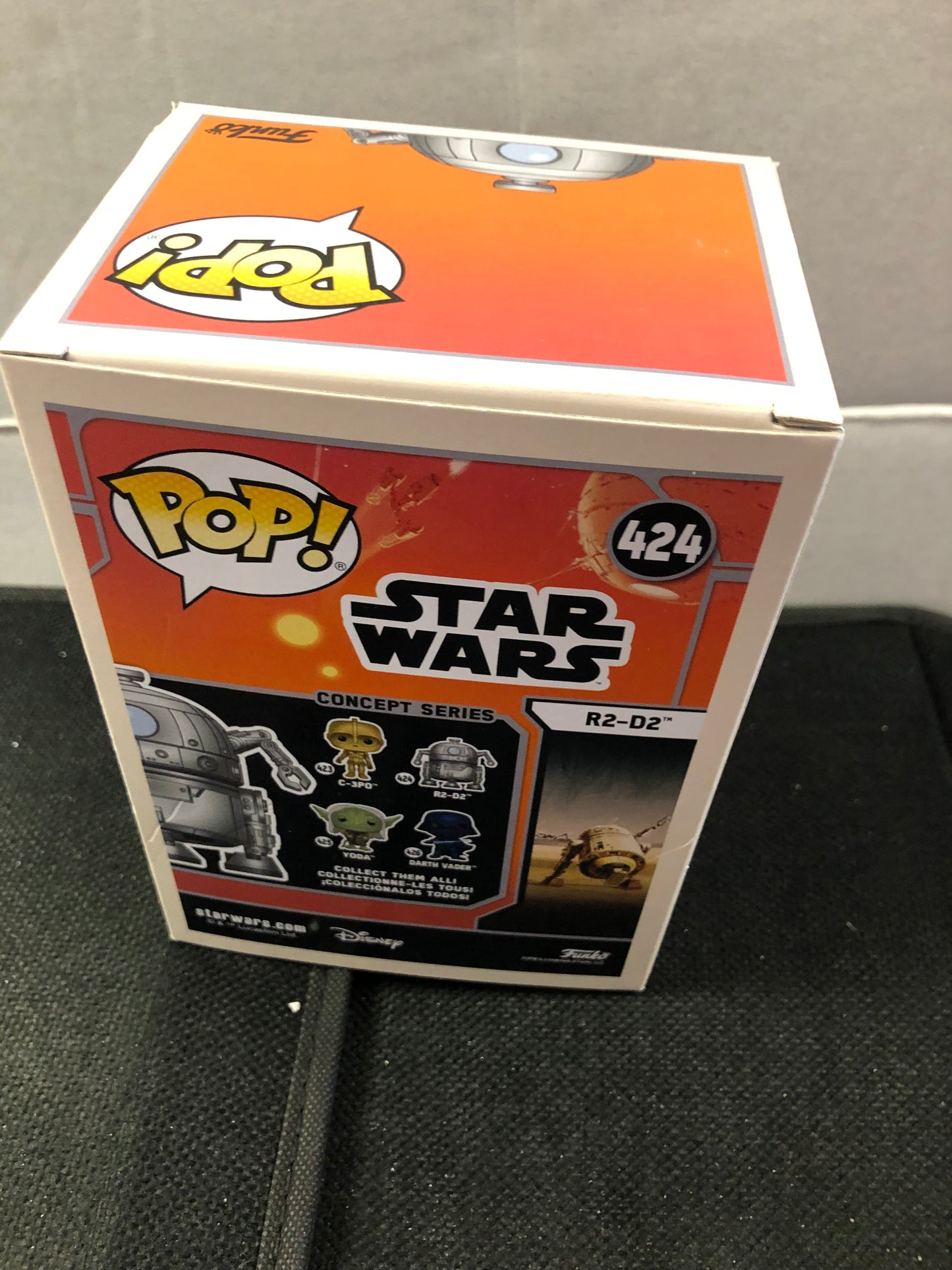 FUNKO POP STAR WARS #424 CONCEPT SERIES R2-D2 GOOD CONDITION