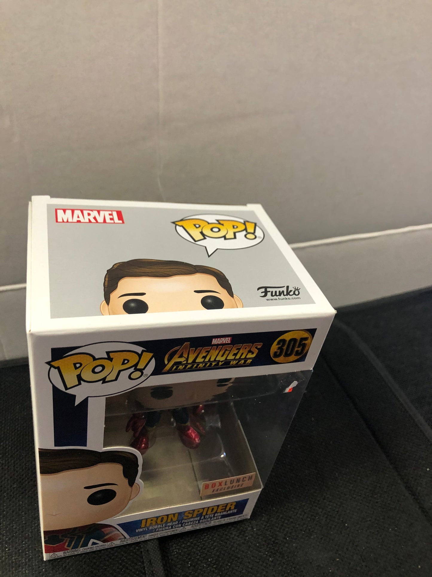 FUNKO POP AVENGERS INFINITY WAR # 305 IRON SPIDER BOX LUNCH EXCLUSIVE GOOD CONDITION